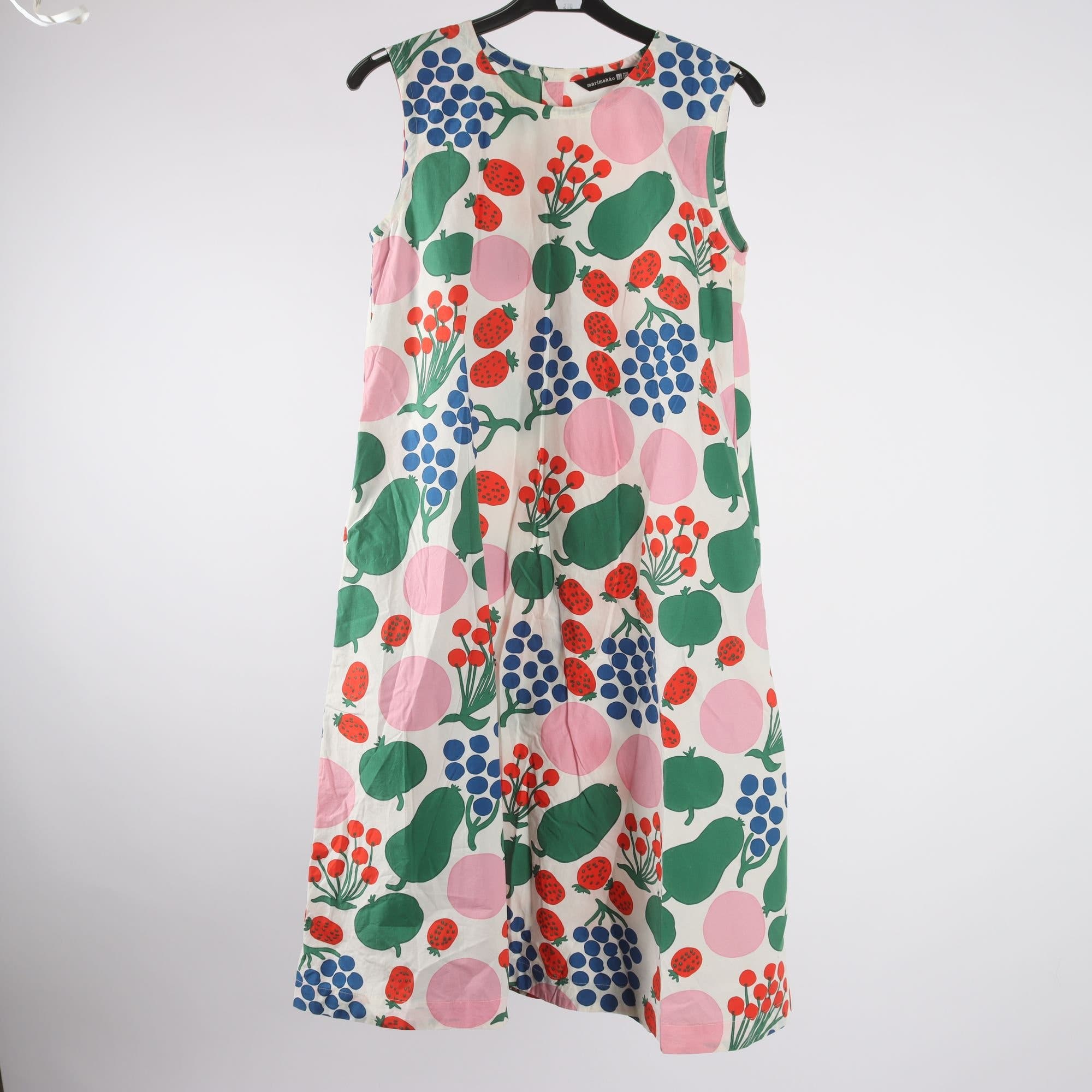Klänning, Marimekko x Uniqlo, mönstrad, rosa, blå, stl. XS.