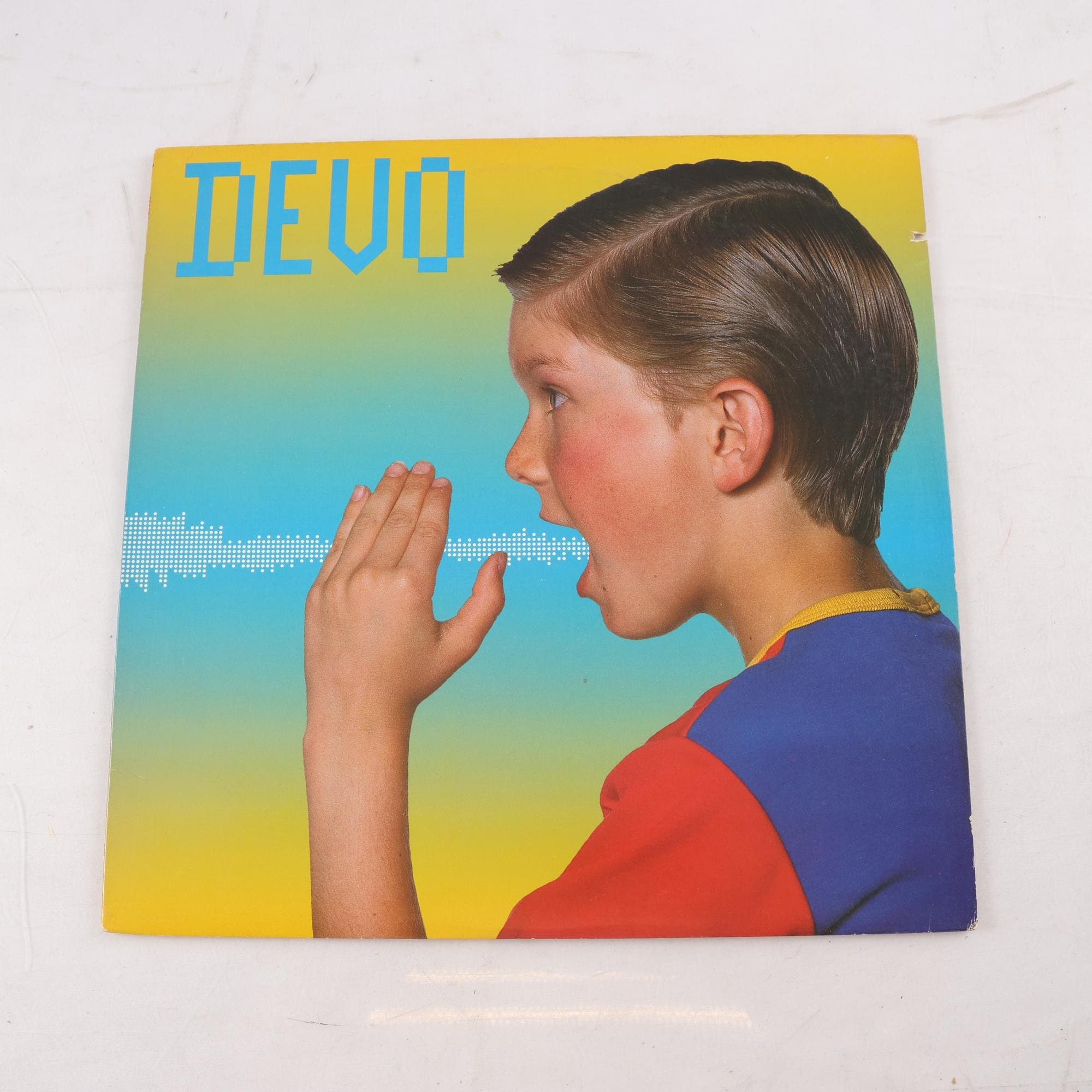 LP Devo, Shout