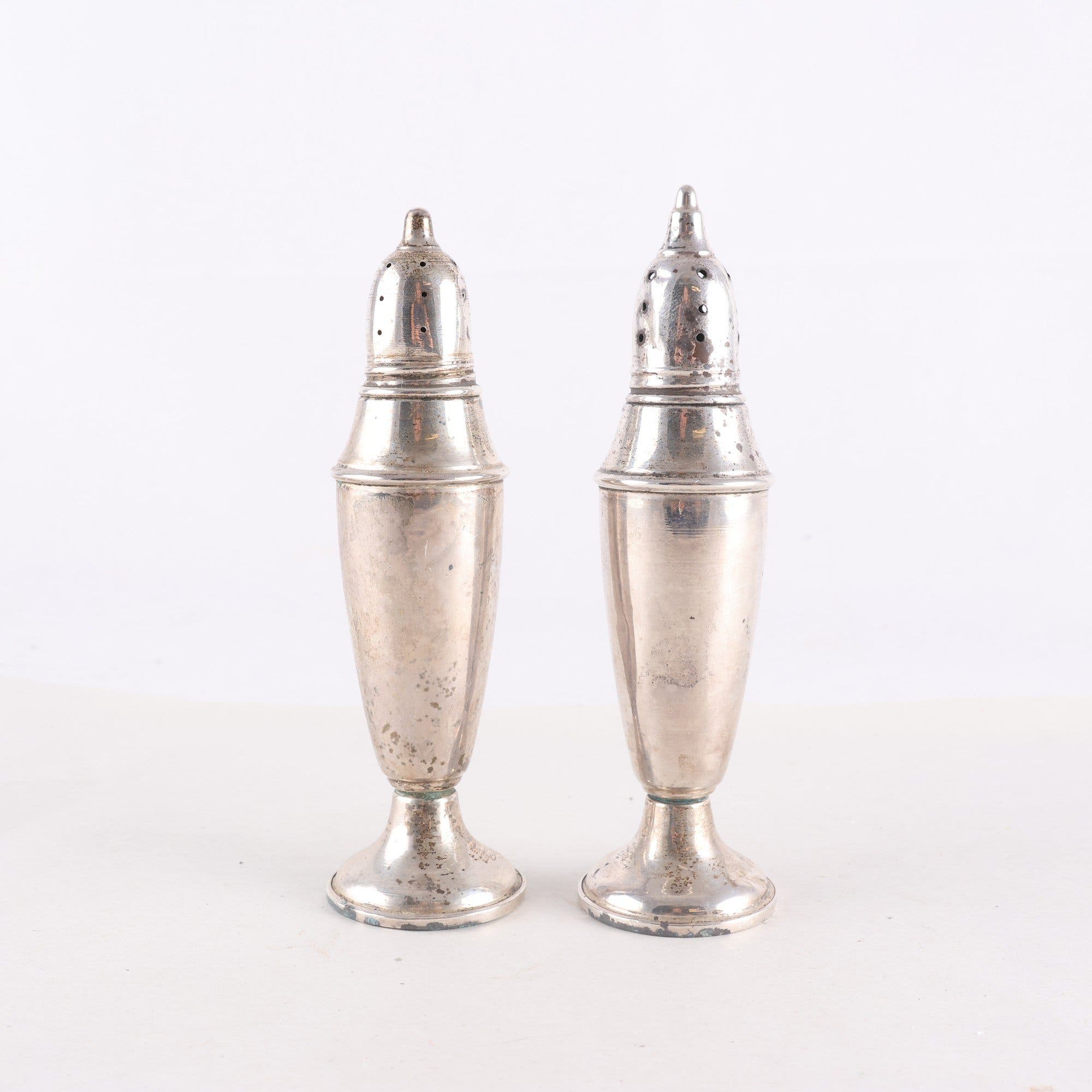 Salt & pepparkvar, silver, märkta sterling loaded.