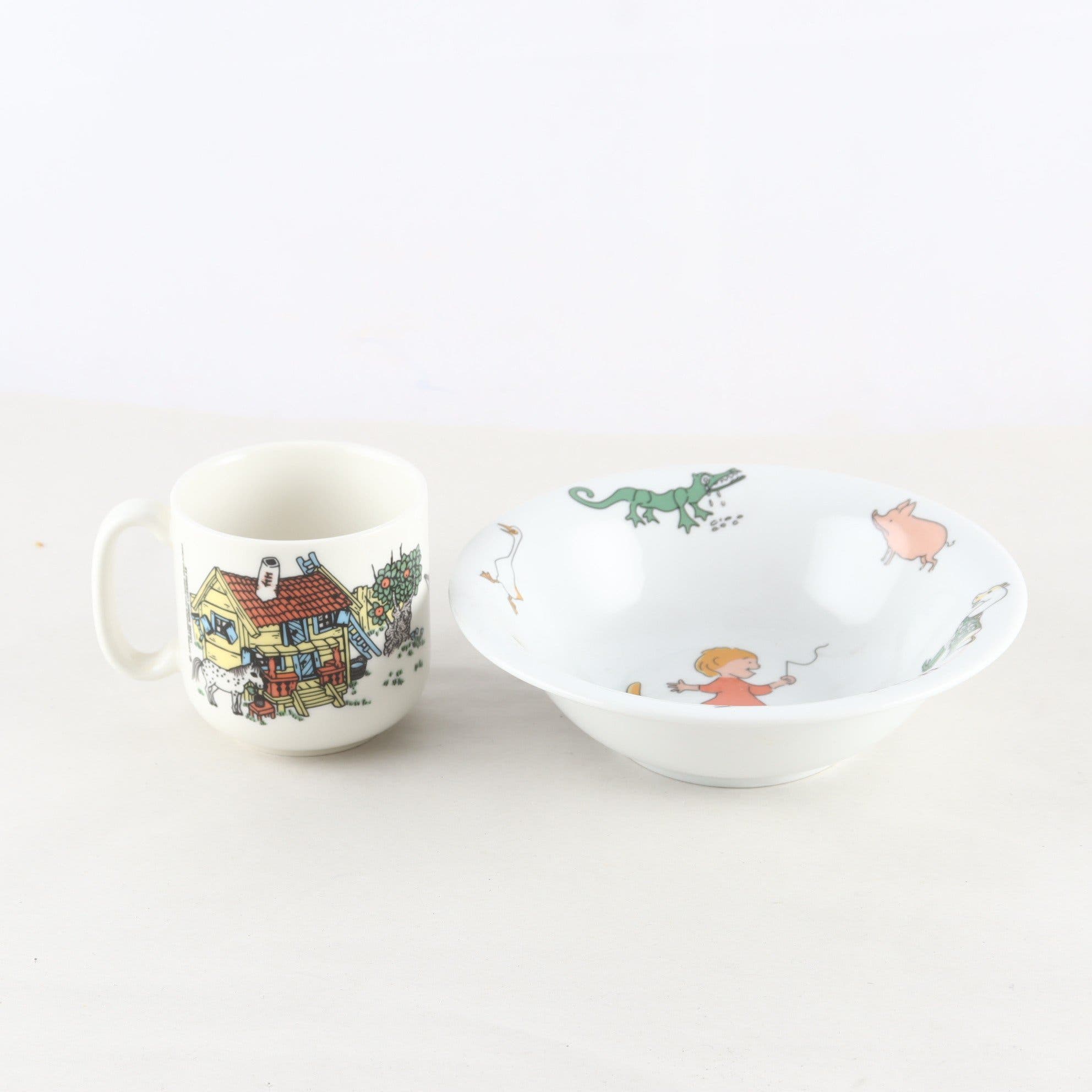 Mugg&Tallrik, porslin, ”Pippi Långstrump”, ”kattresan”, Rörstrand, 2del