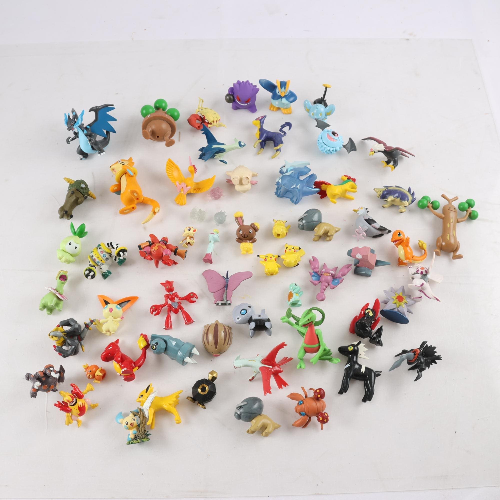 Figurer, Pokemon, blandat parti.