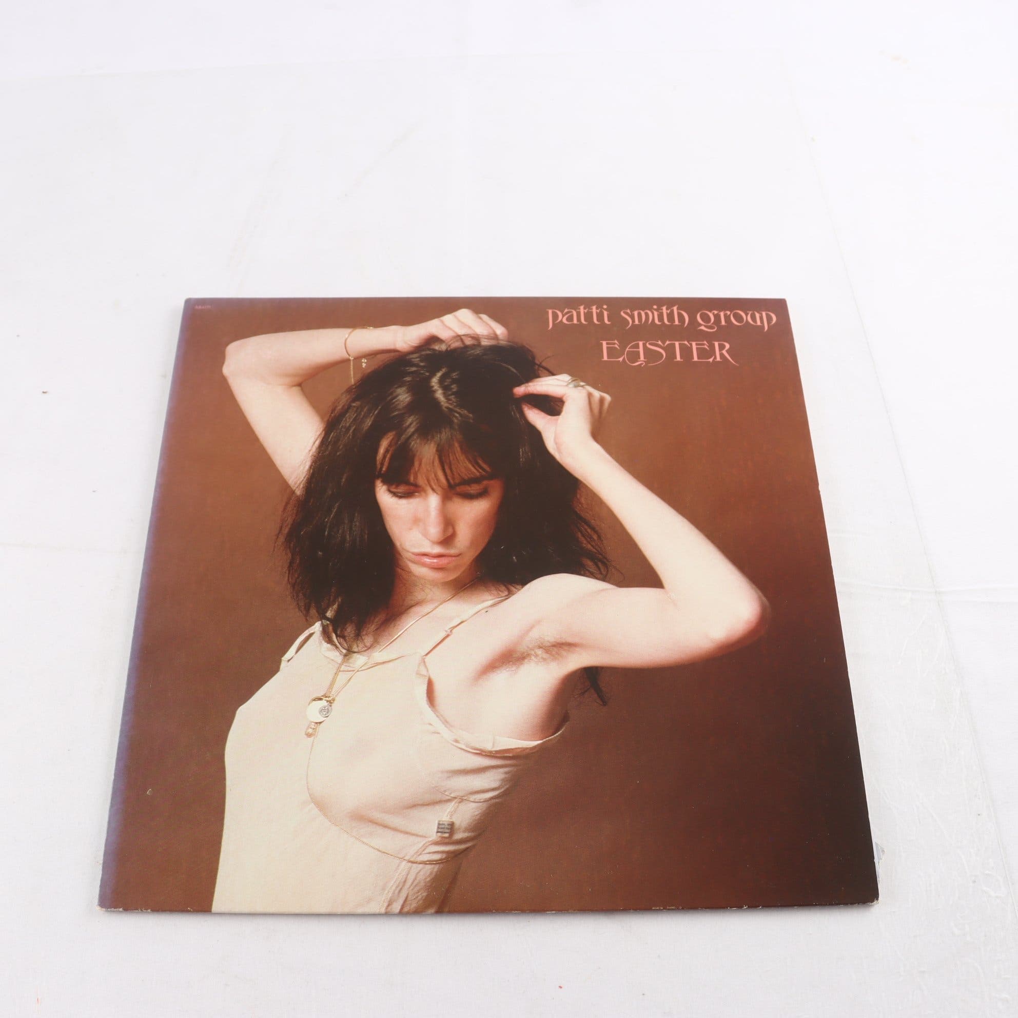 LP Patti Smith Group, Easter