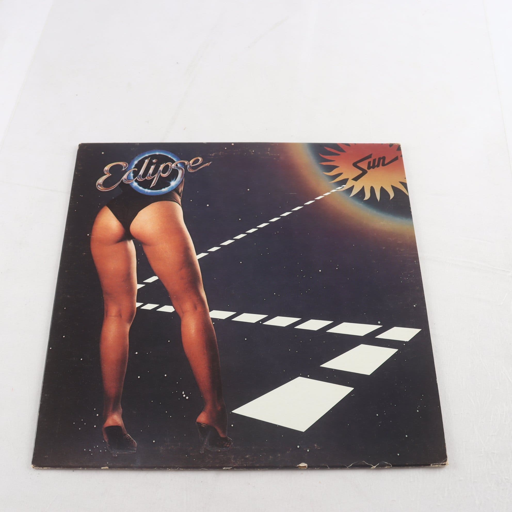LP Sun, Eclipse