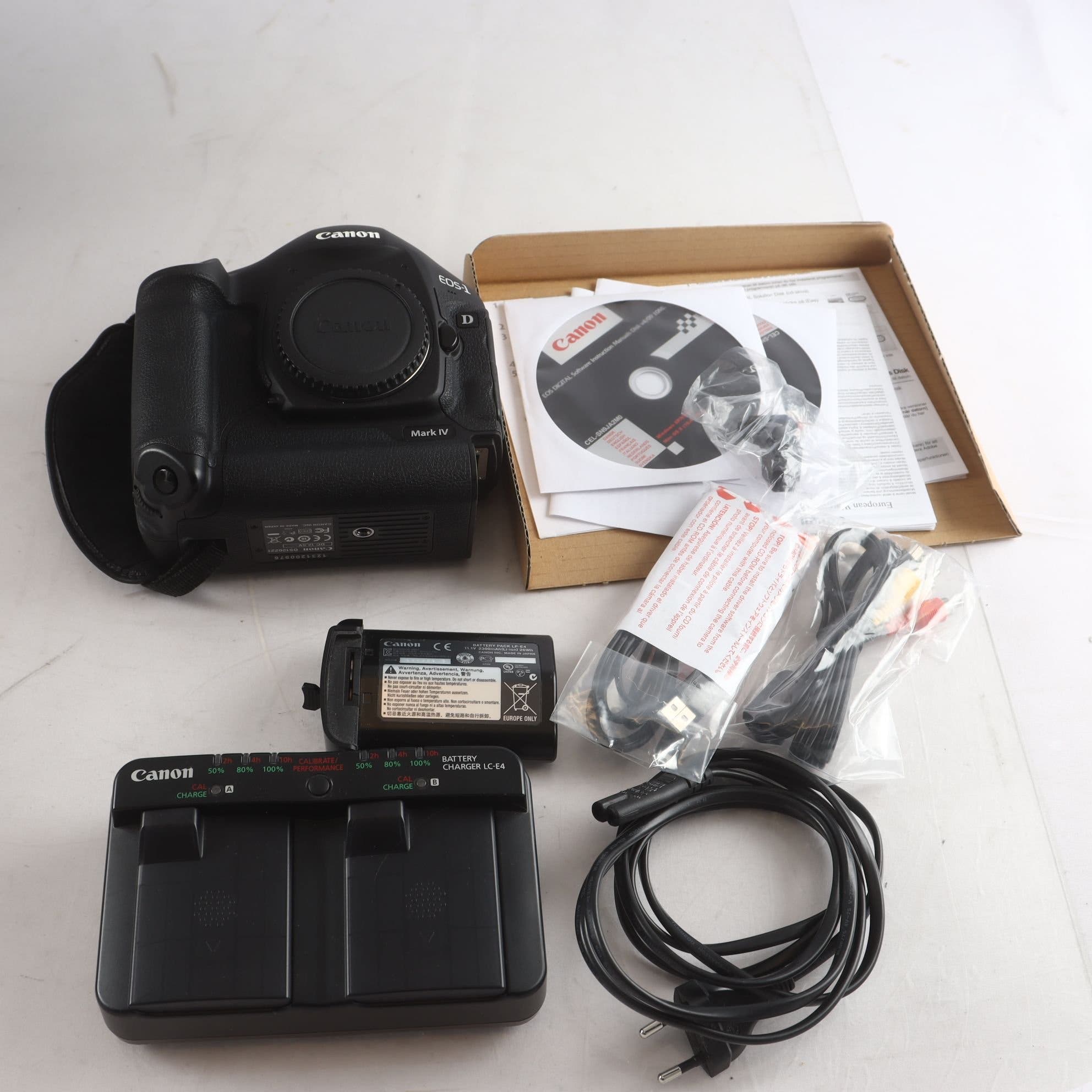 Kamera, Canon EOS-1 D Mark IV. Samfraktas ej.