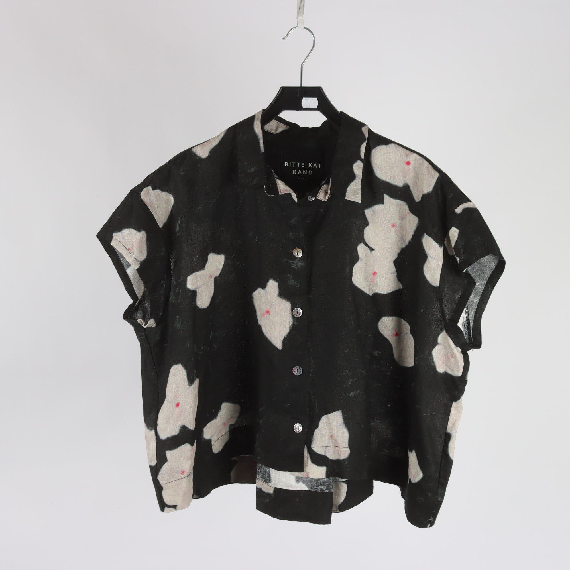 Blus, Bitte Kai Rand, mönstrad, svart, 100% lin, stl. L.