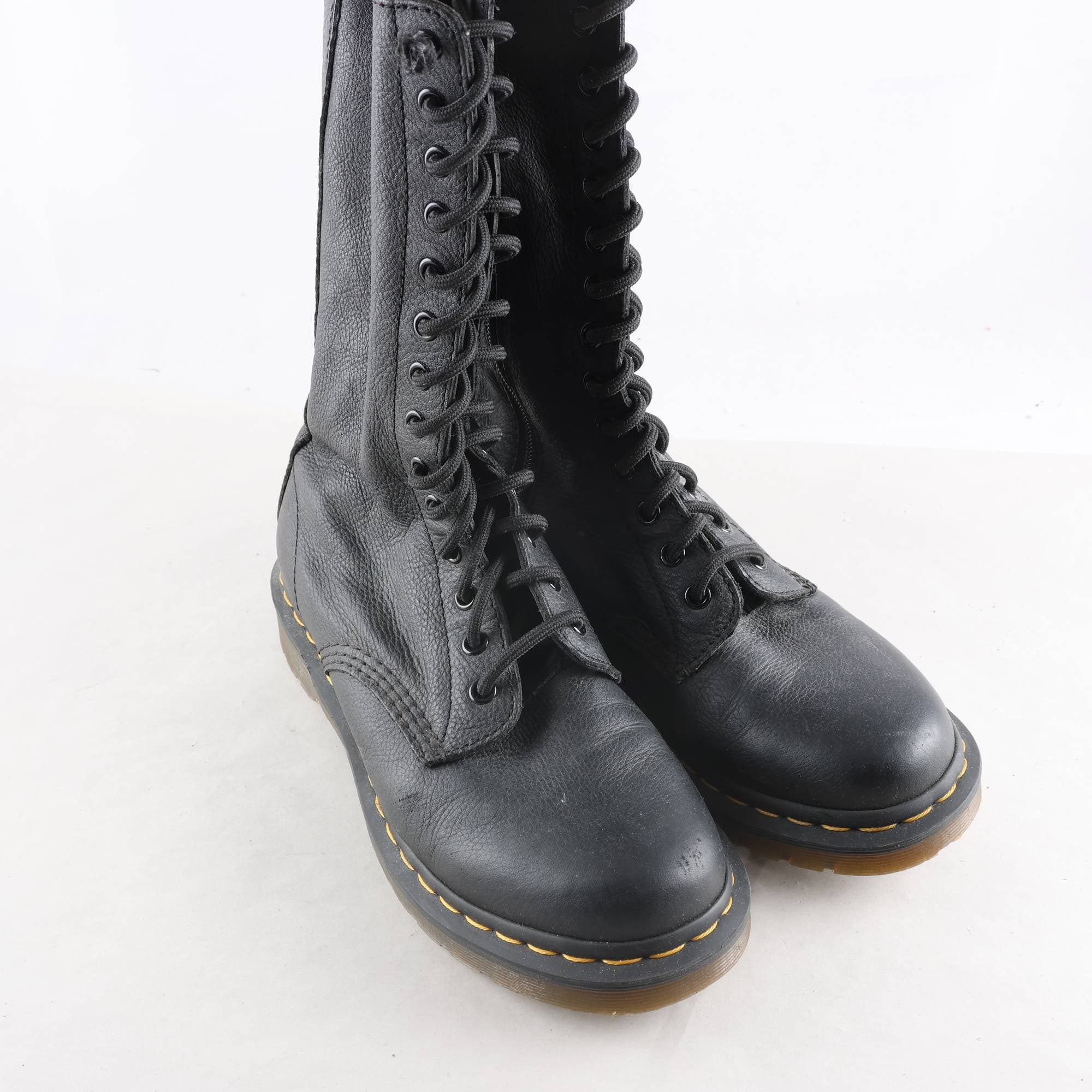 Kängor, Dr. Martens, Stl. 40