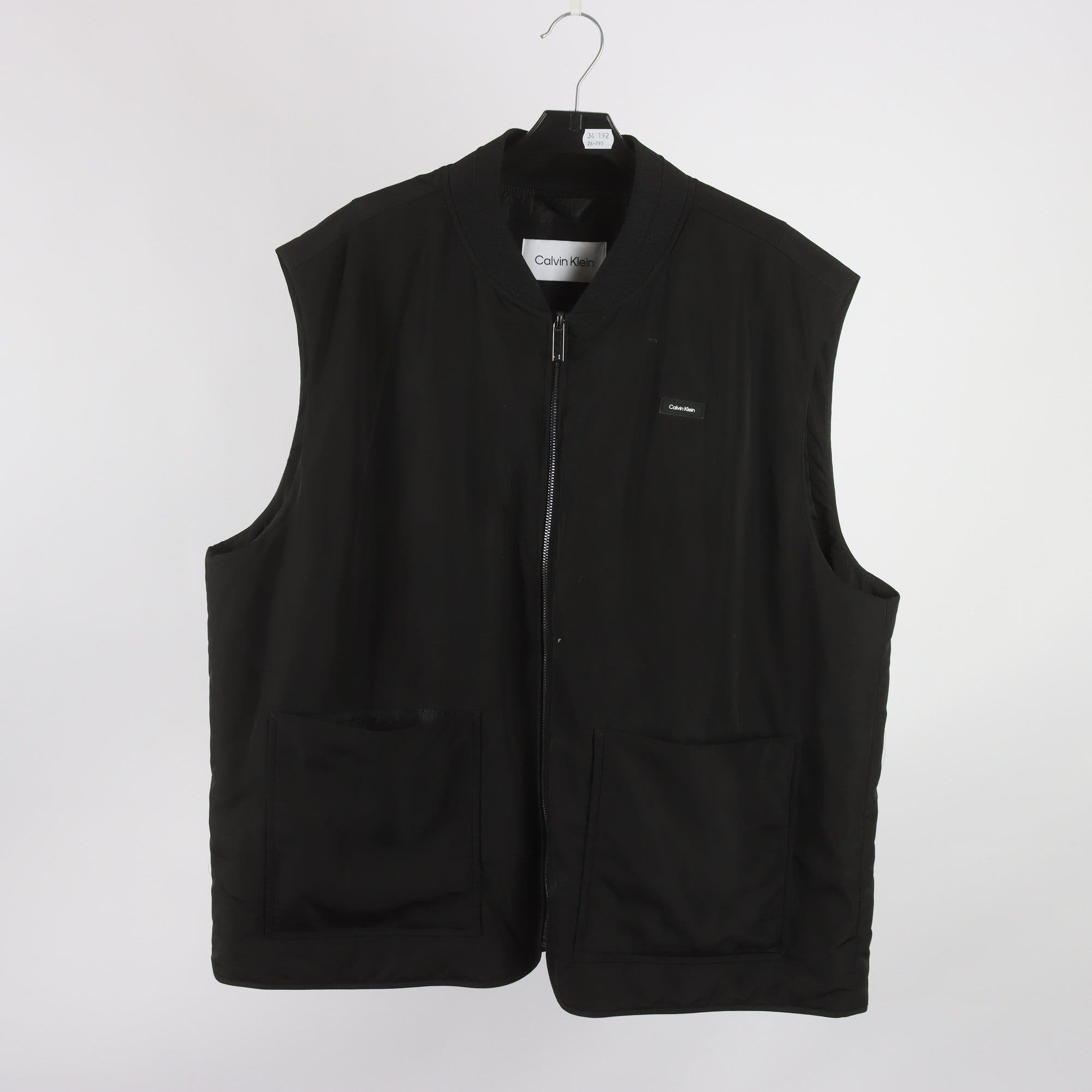 Väst, Calvin Klein, stl. XL