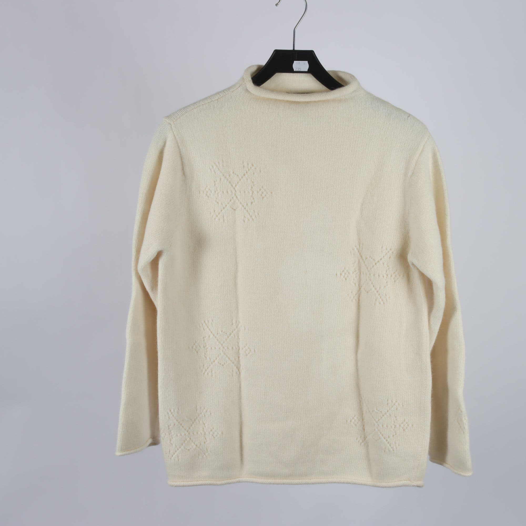 Tröja, Jillian Jones, offwhite, lammull, angora, kanin, stl. M.