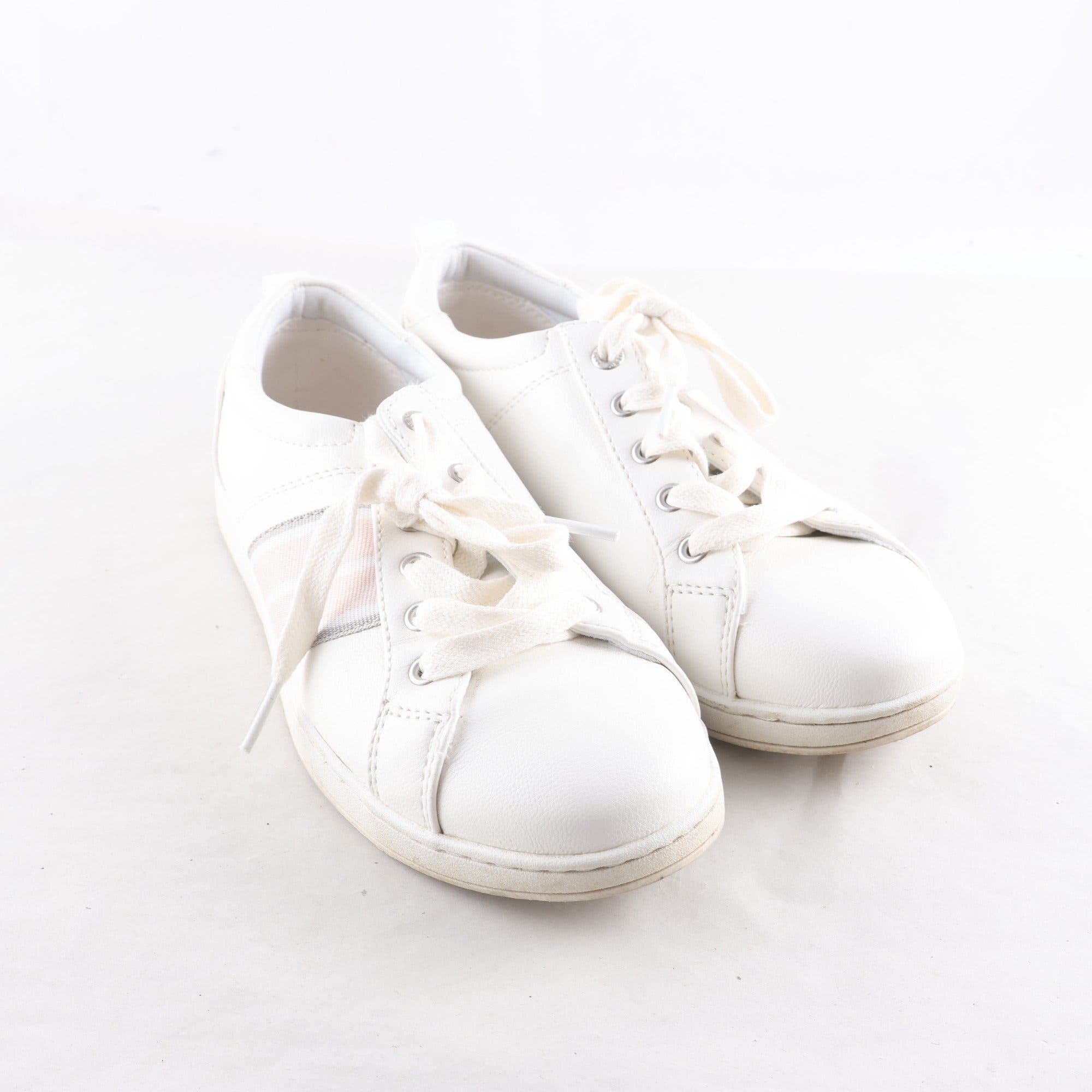 Sneakers, Linear, stl. 37