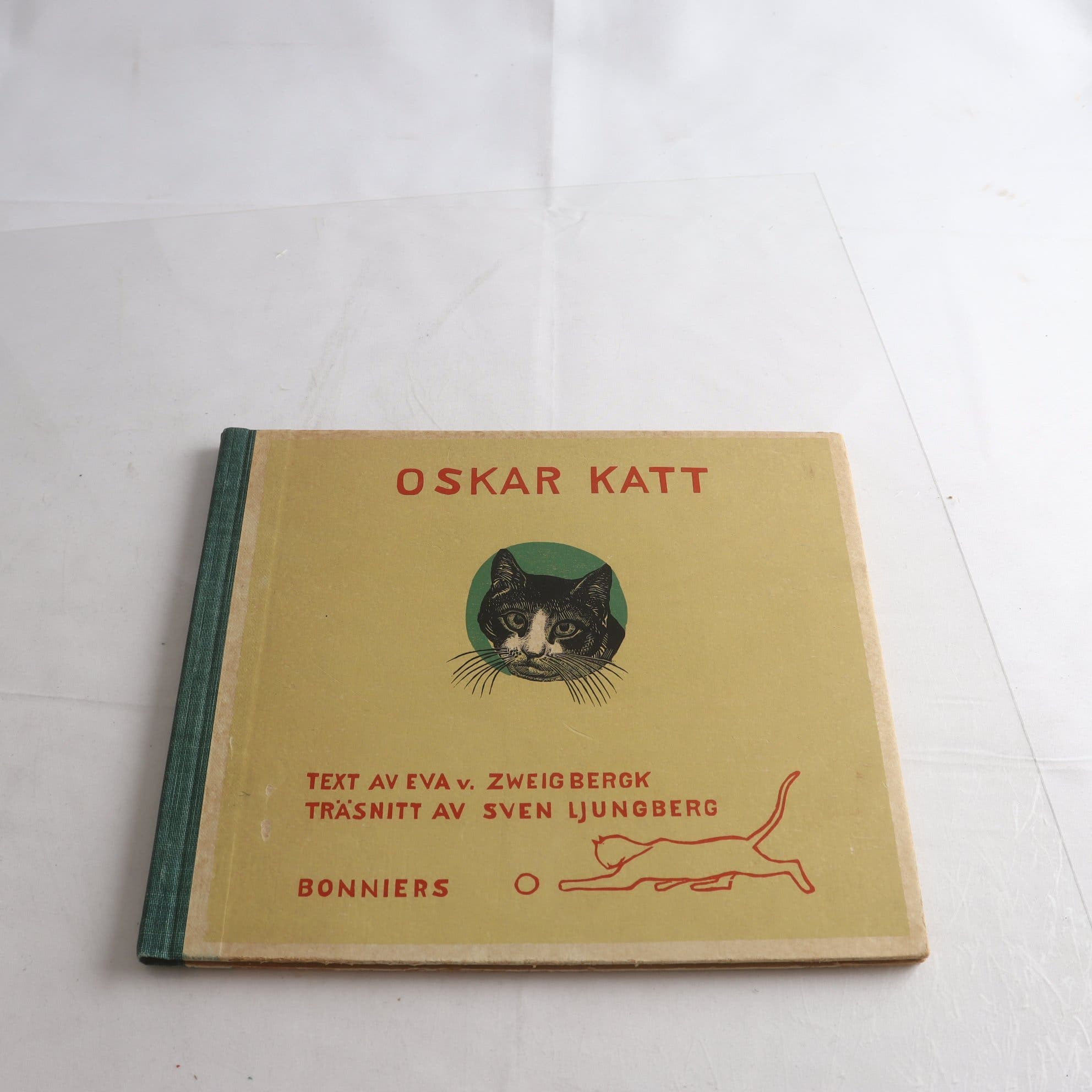 Oskar Katt, Eva v. Zweigbergk, träsnitt av Sven Lungberg