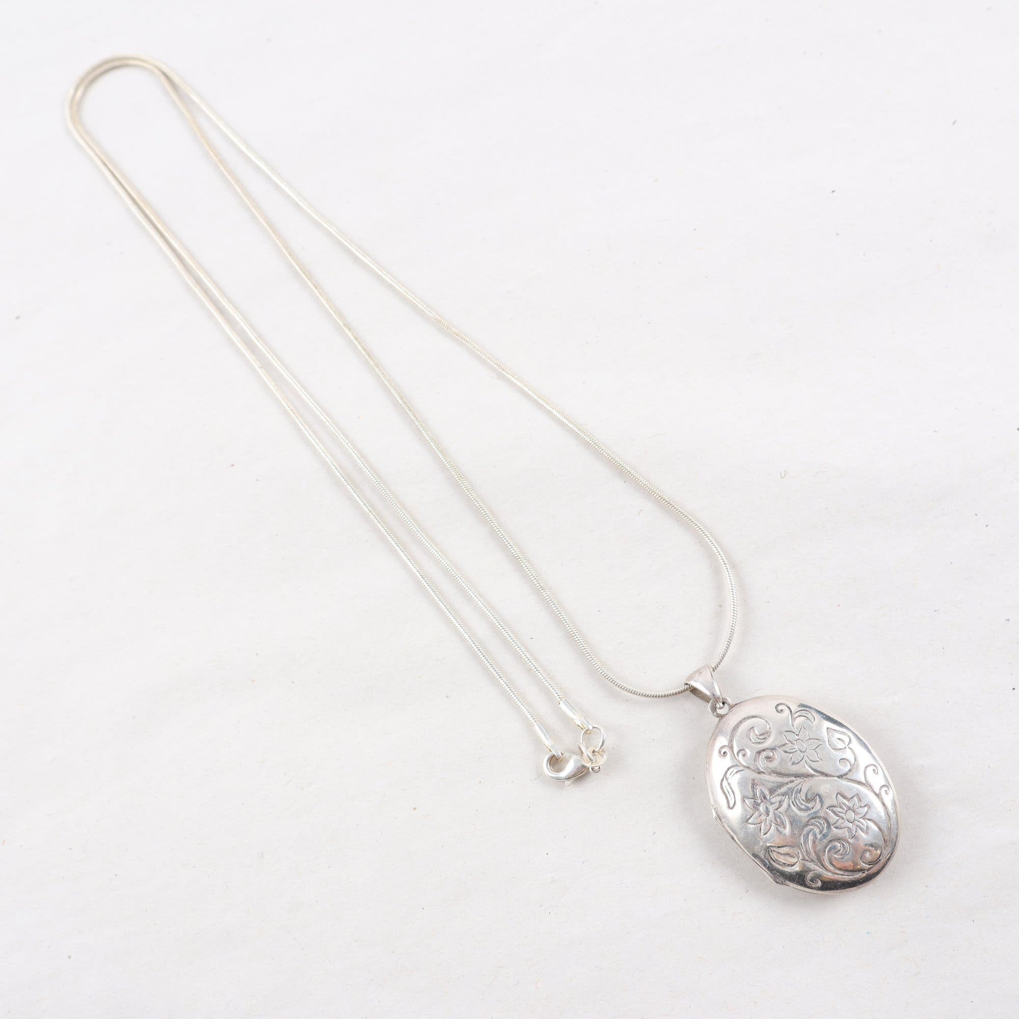 Halsband, berlock, silver