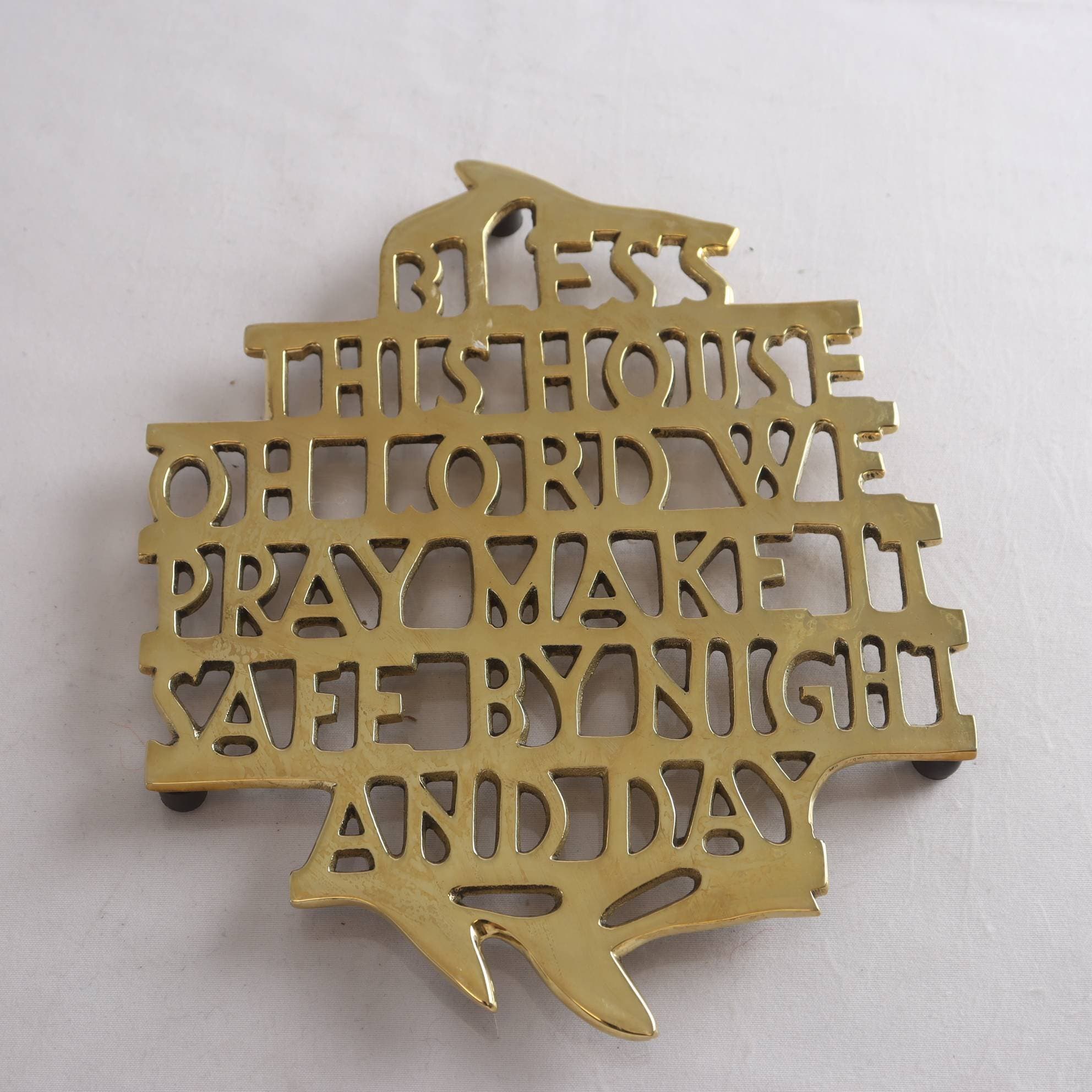 Grytunderlägg, Svenskt Tenn, Estrid Ericsson, ”Bless this house”.