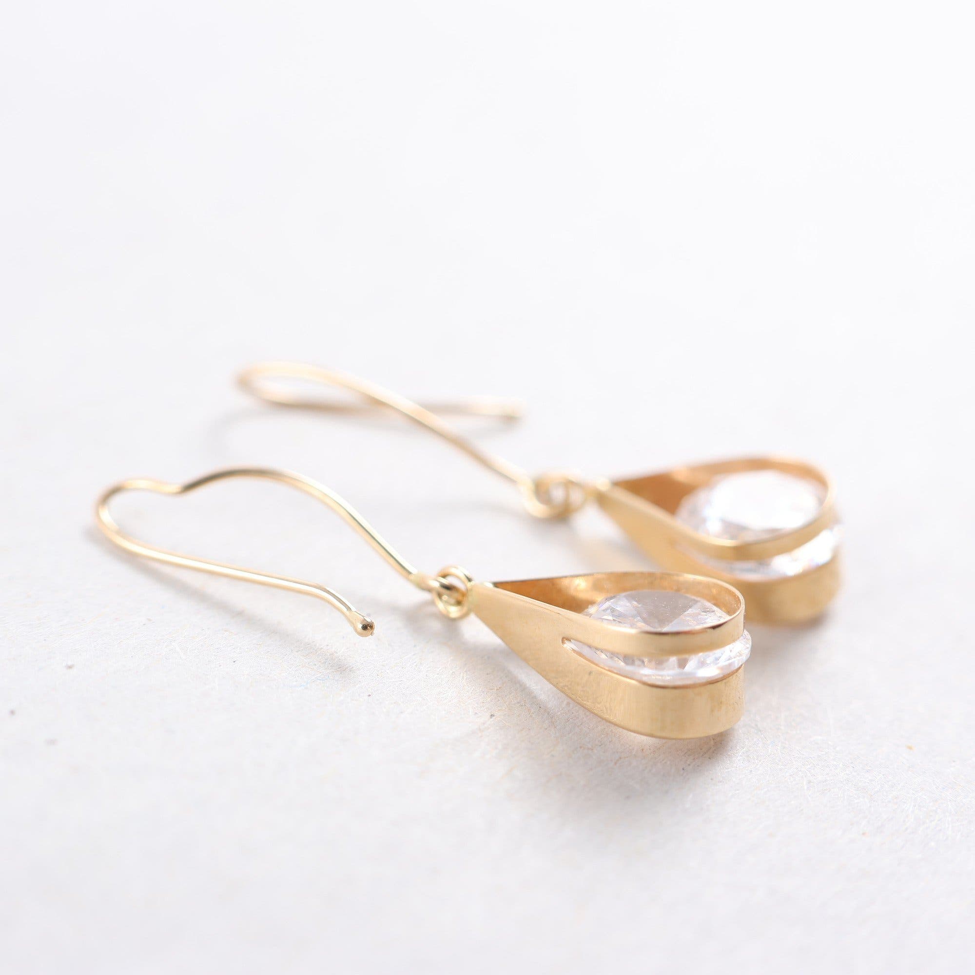 Örhängen, guld 18k, glas, brv: 1.8g