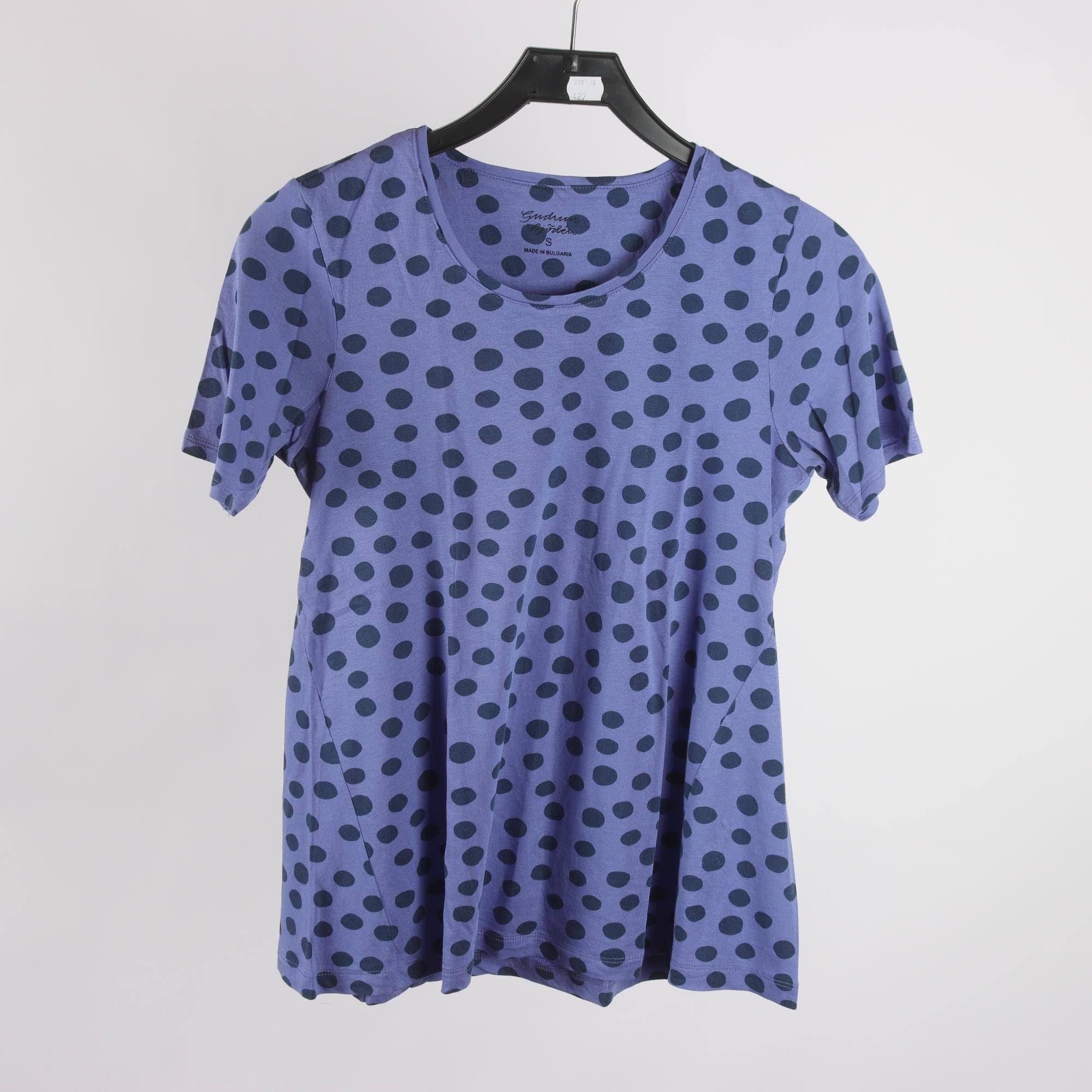 T-shirt, 3-pack, Gudrun Sjödén, prickig, lila, röd, stl. S.