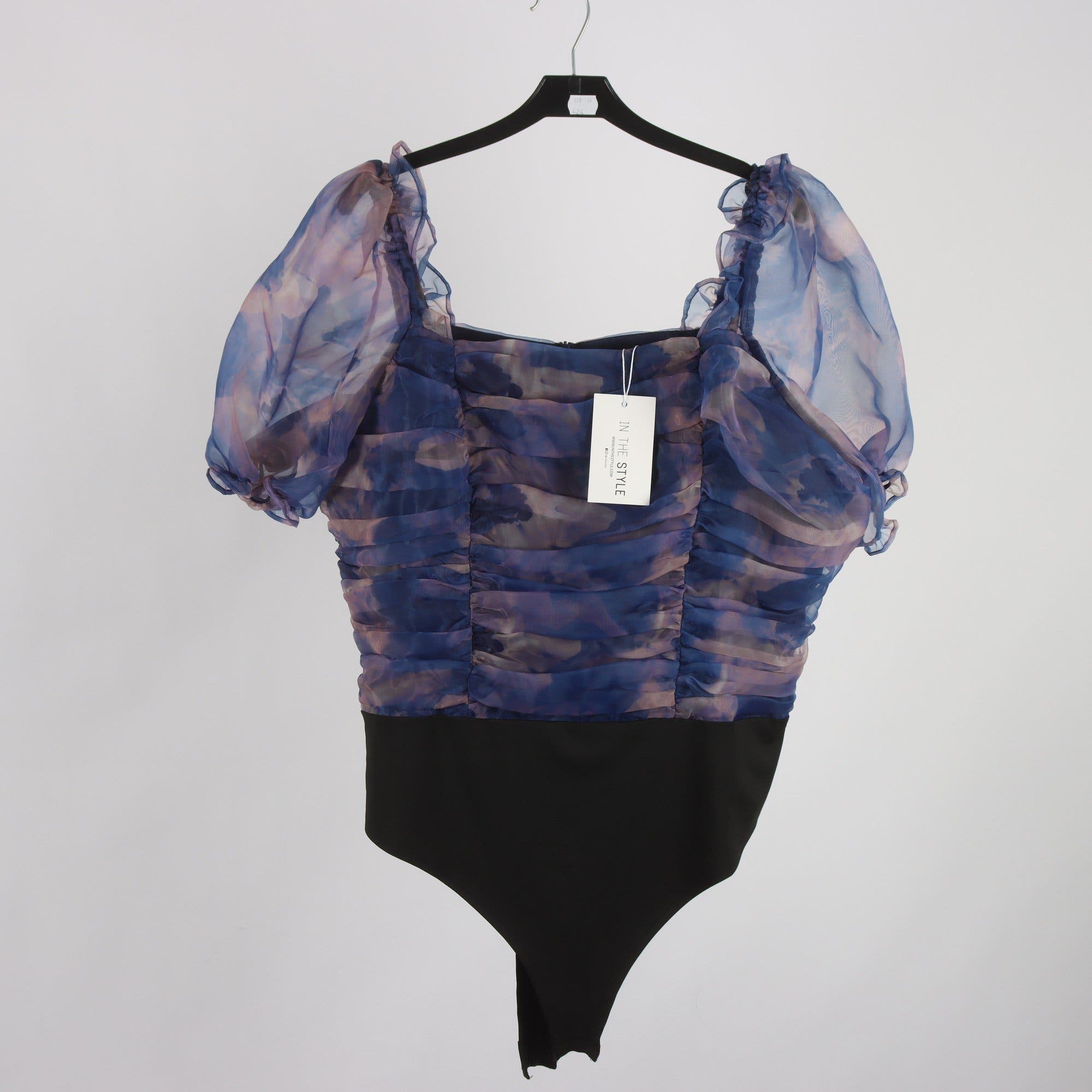 Blus, In The Style, blå, rosa, stl. 46.