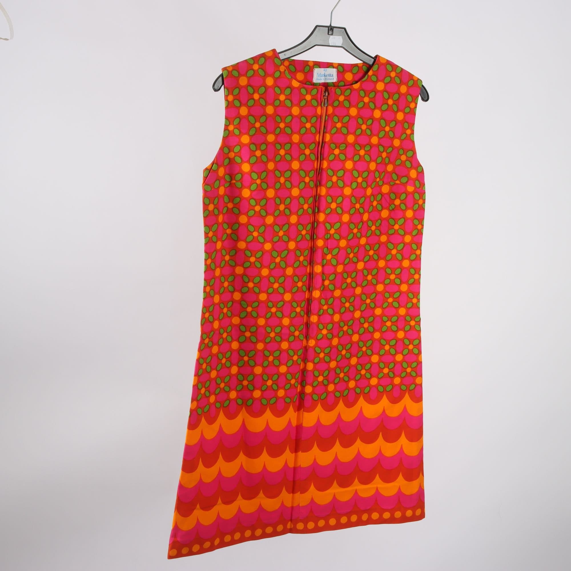 Klänning, Marketta, mönstrad, rosa, retro, stl. ca. XS/S.