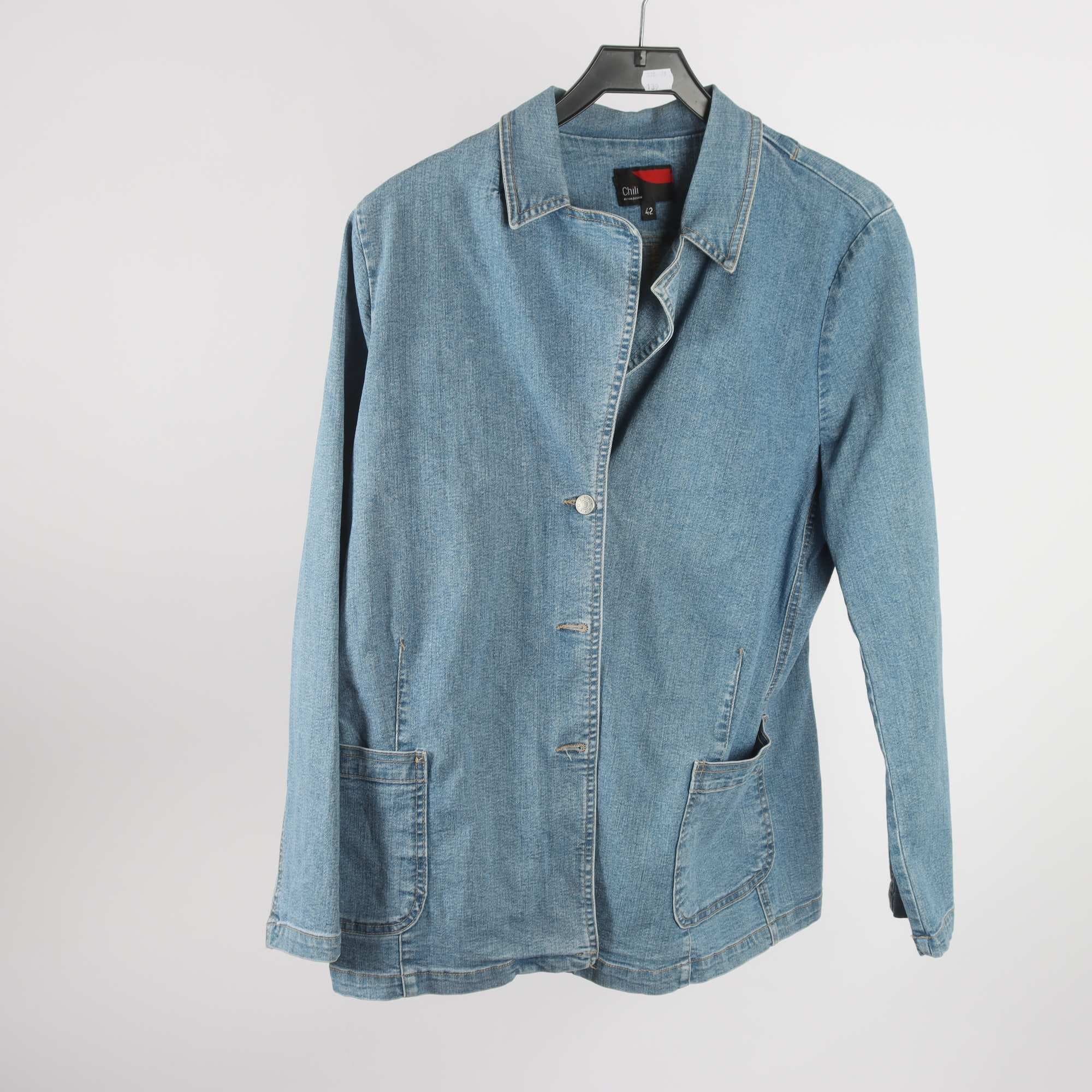 Jeansjacka, Chili, blå, stl. 42.