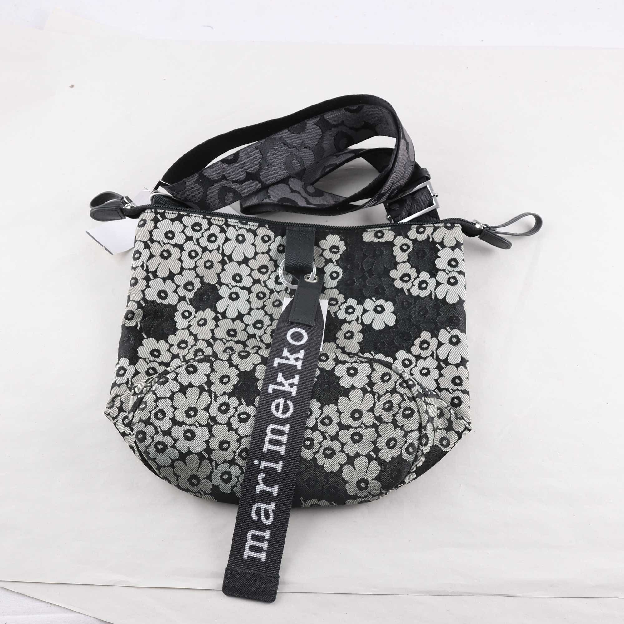 Väska, Marimekko ”carry all unikko”, stl one size