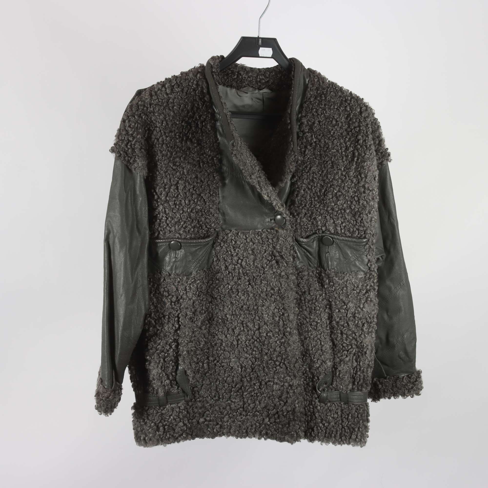 Fårskinnsjacka, Designer Gloria Bayardo, grå, stl. ca. S/M.