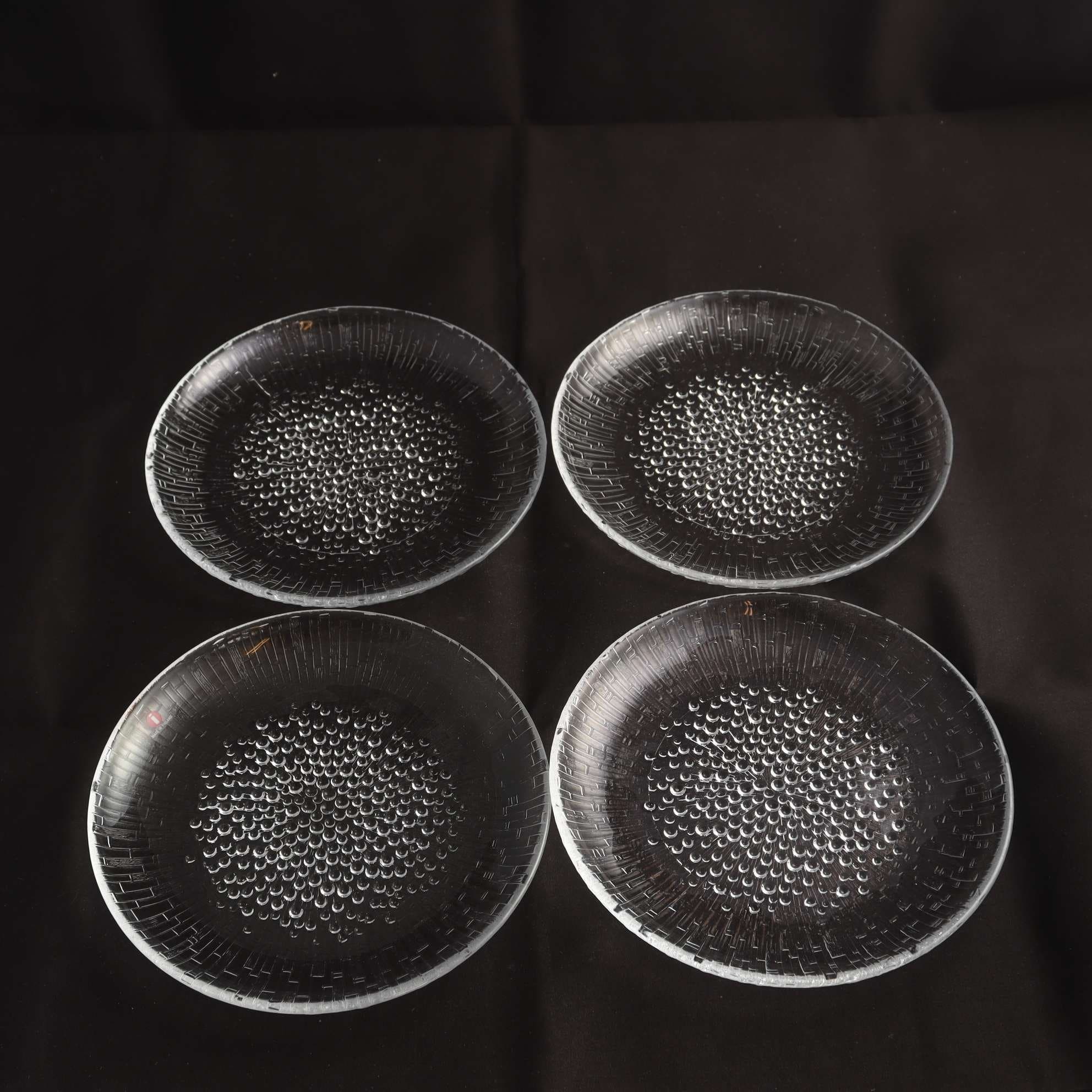 Assietter, iittala, Ultima Thule, Tapio Wirkkala, 4 st. Samfraktas ej