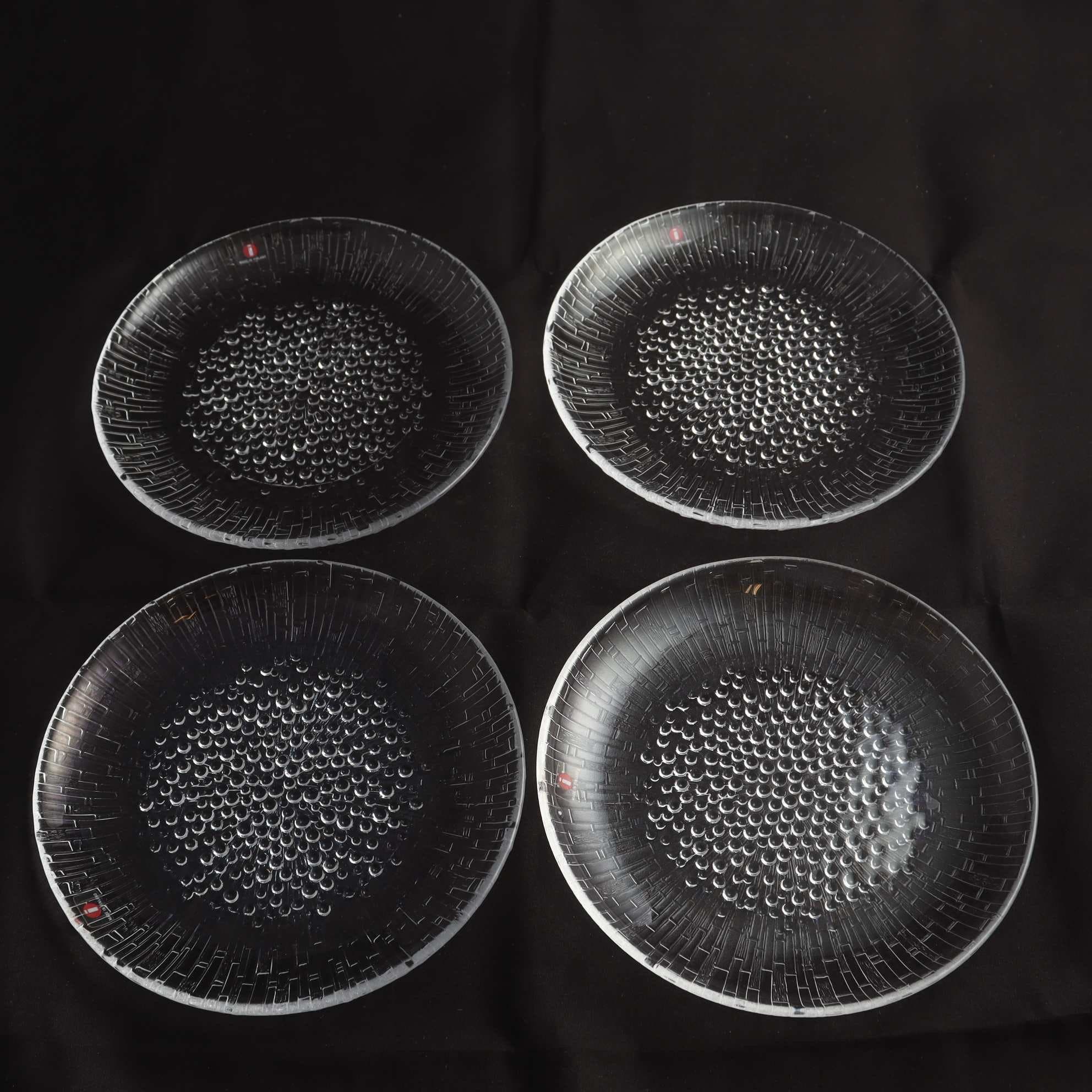 Assietter, iittala, Ultima Thule, Tapio Wirkkala, 4 st. Samfraktas ej