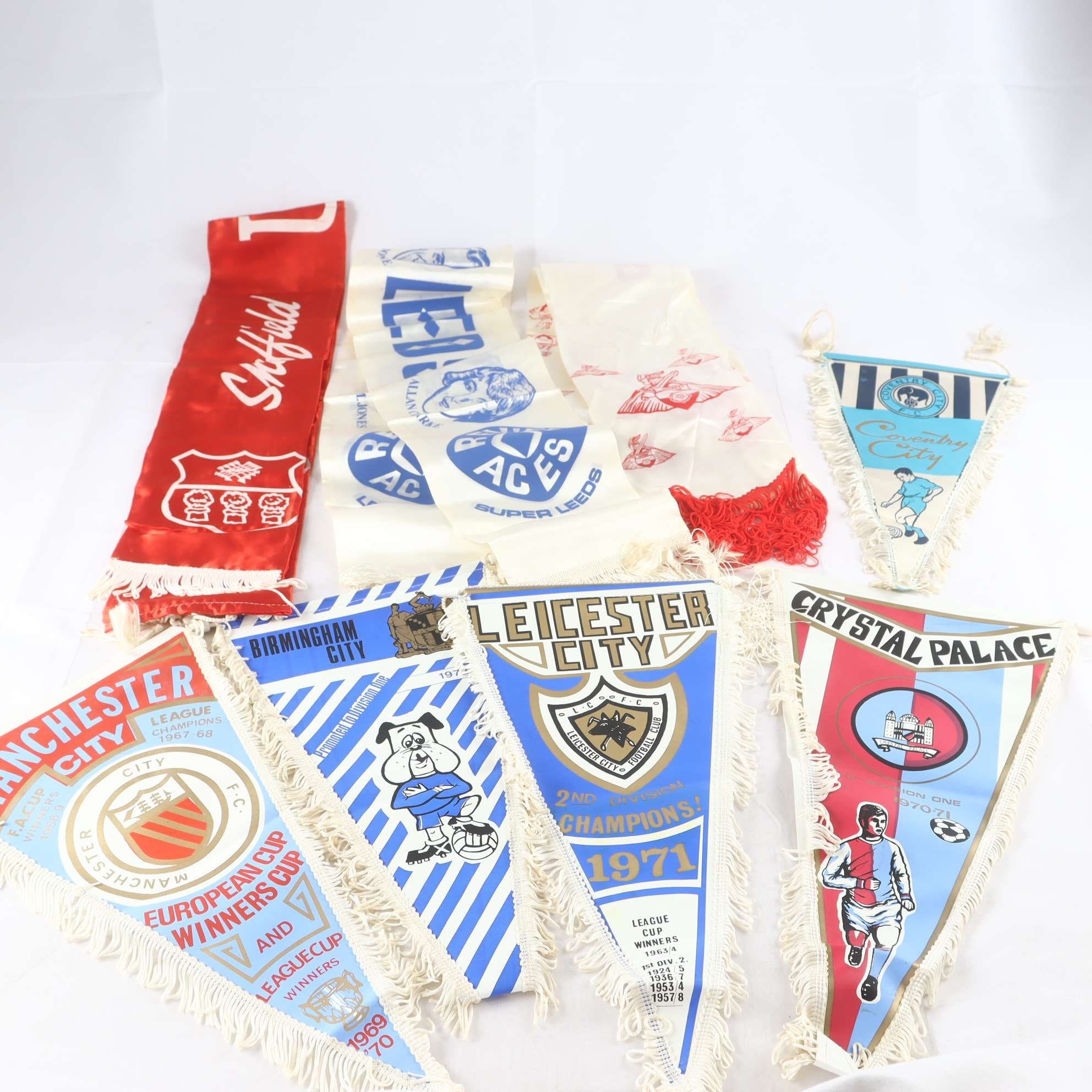 Fotbollsvimplar och halsdukar, engelska ligan, 1960-70 tal.
