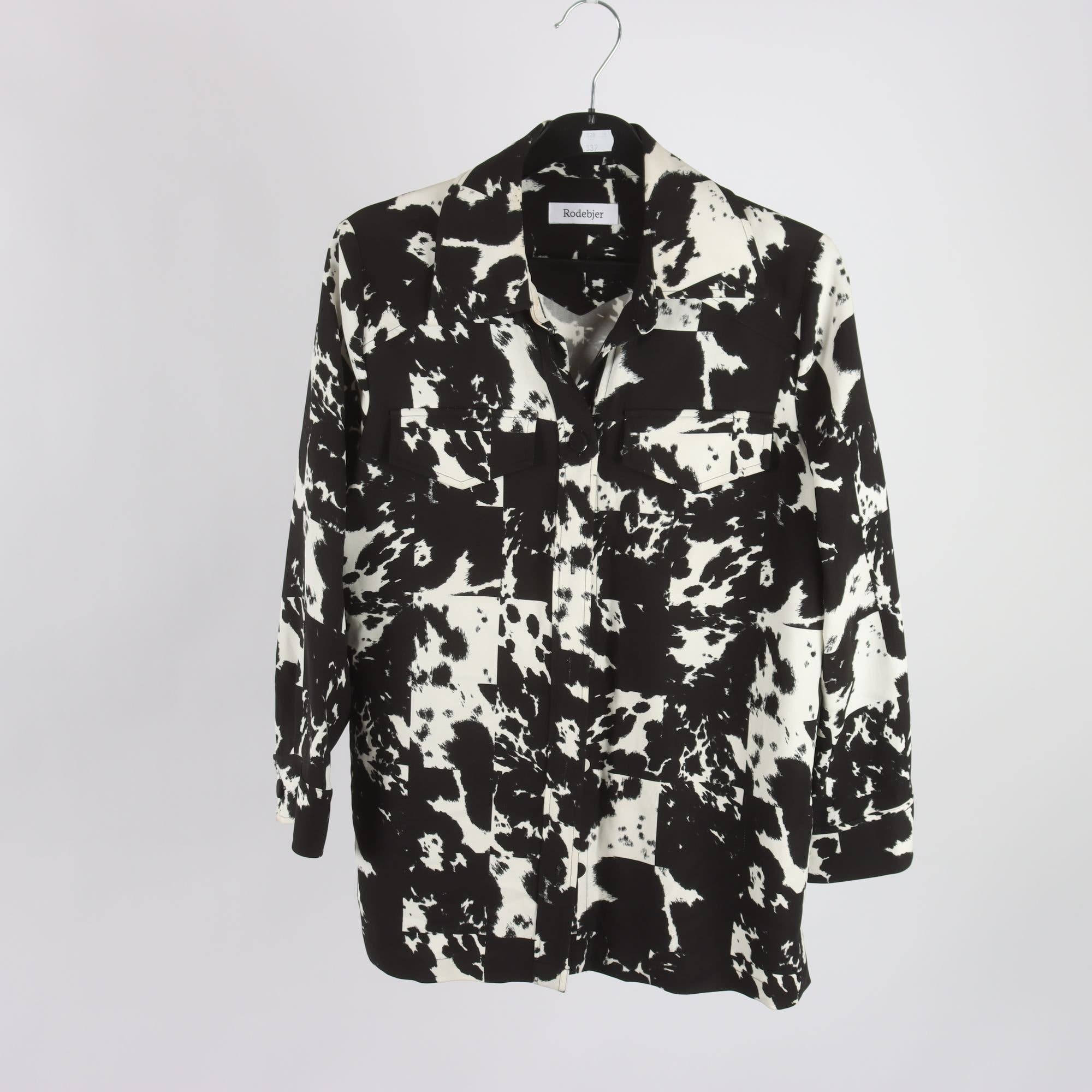 Blus, Rodebjer, vit, svart, stl. XS.