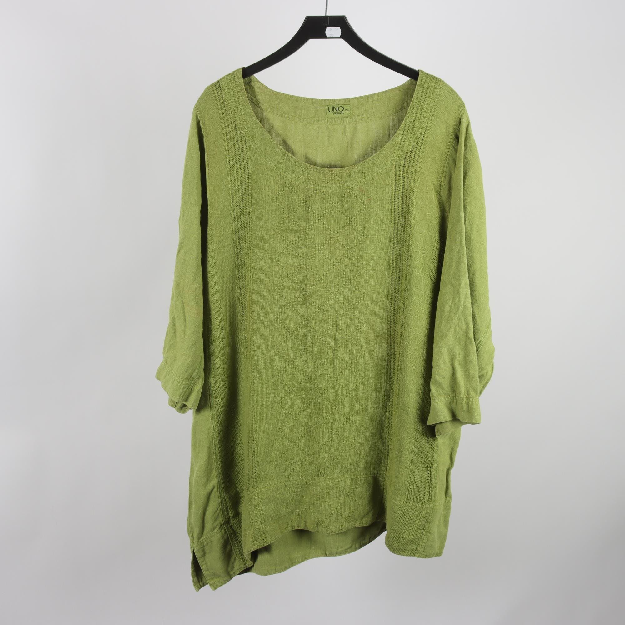 Klänning, Uno, grön, 100% lin, stl. ca. XL.