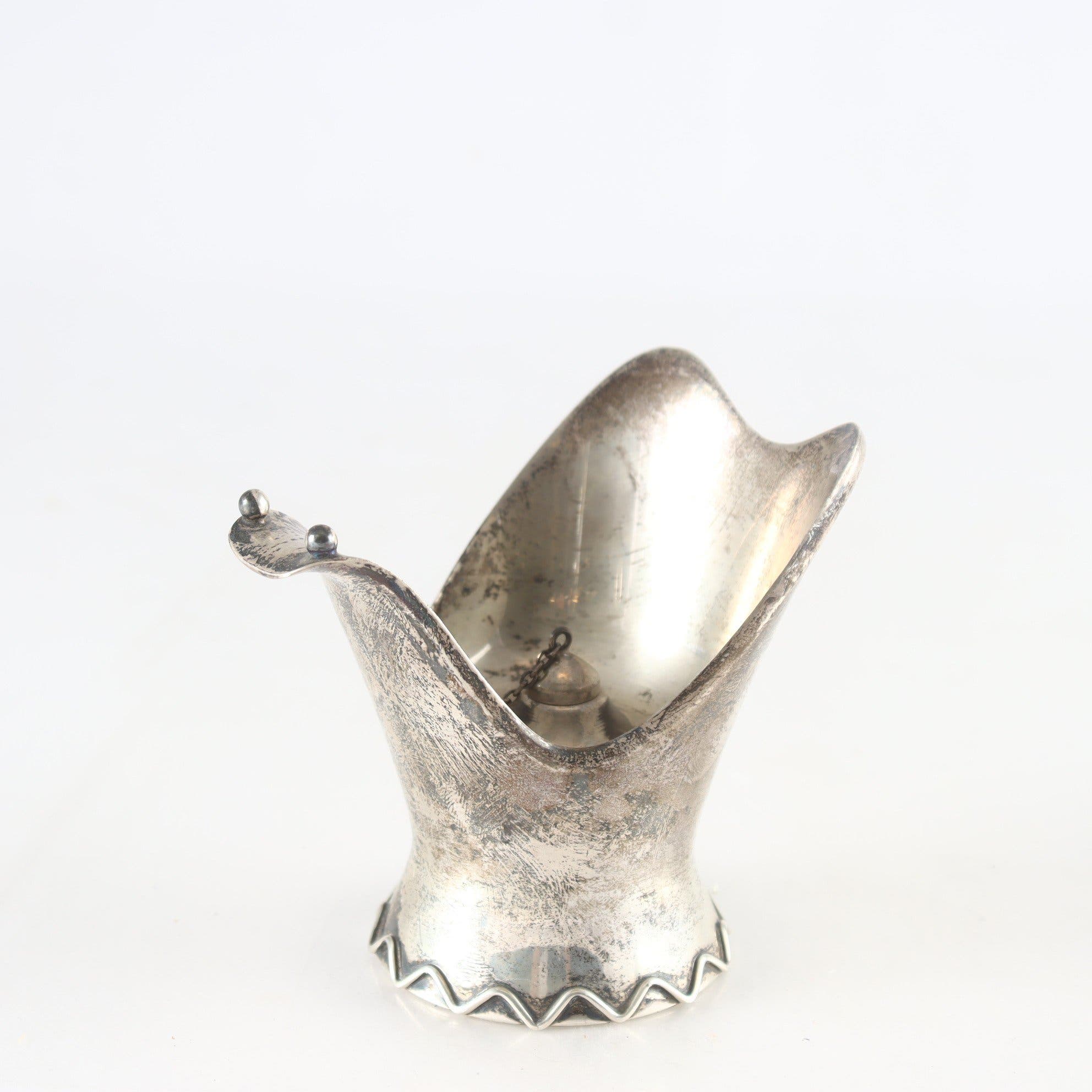 Oljelampa, silver, Spanien