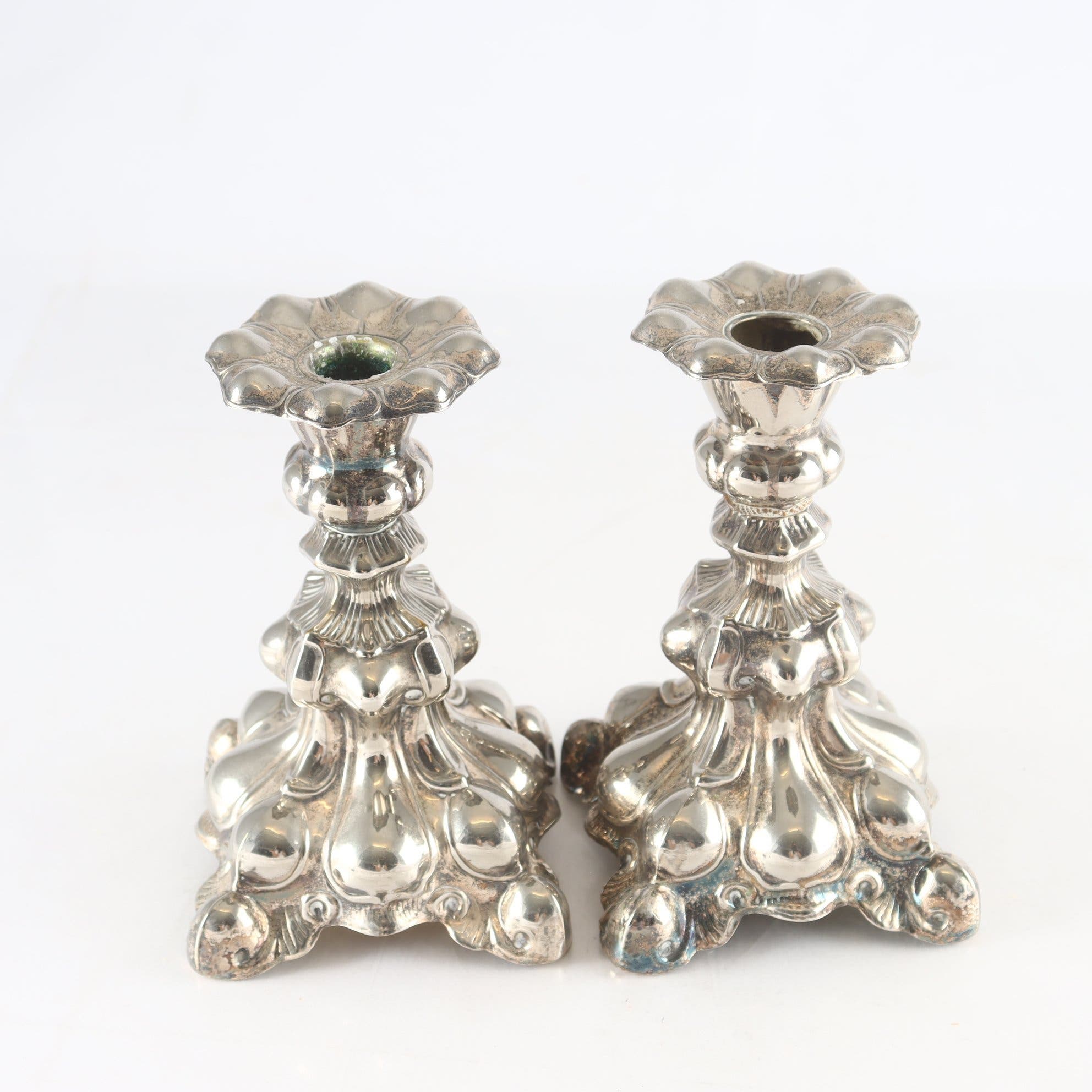Paret ljusstakar, nysilver, rokokostil, 1900-tal