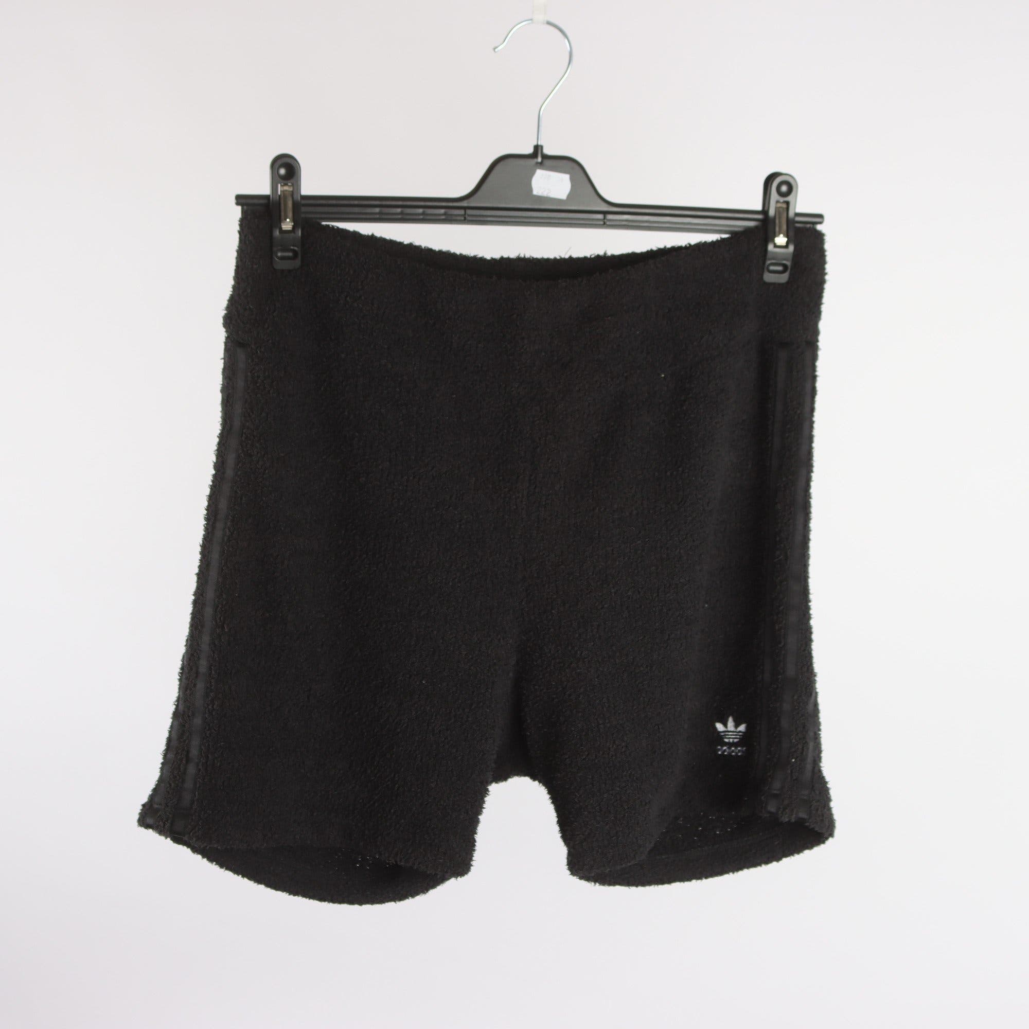 Shorts, Adidas, grå, stl. 42.