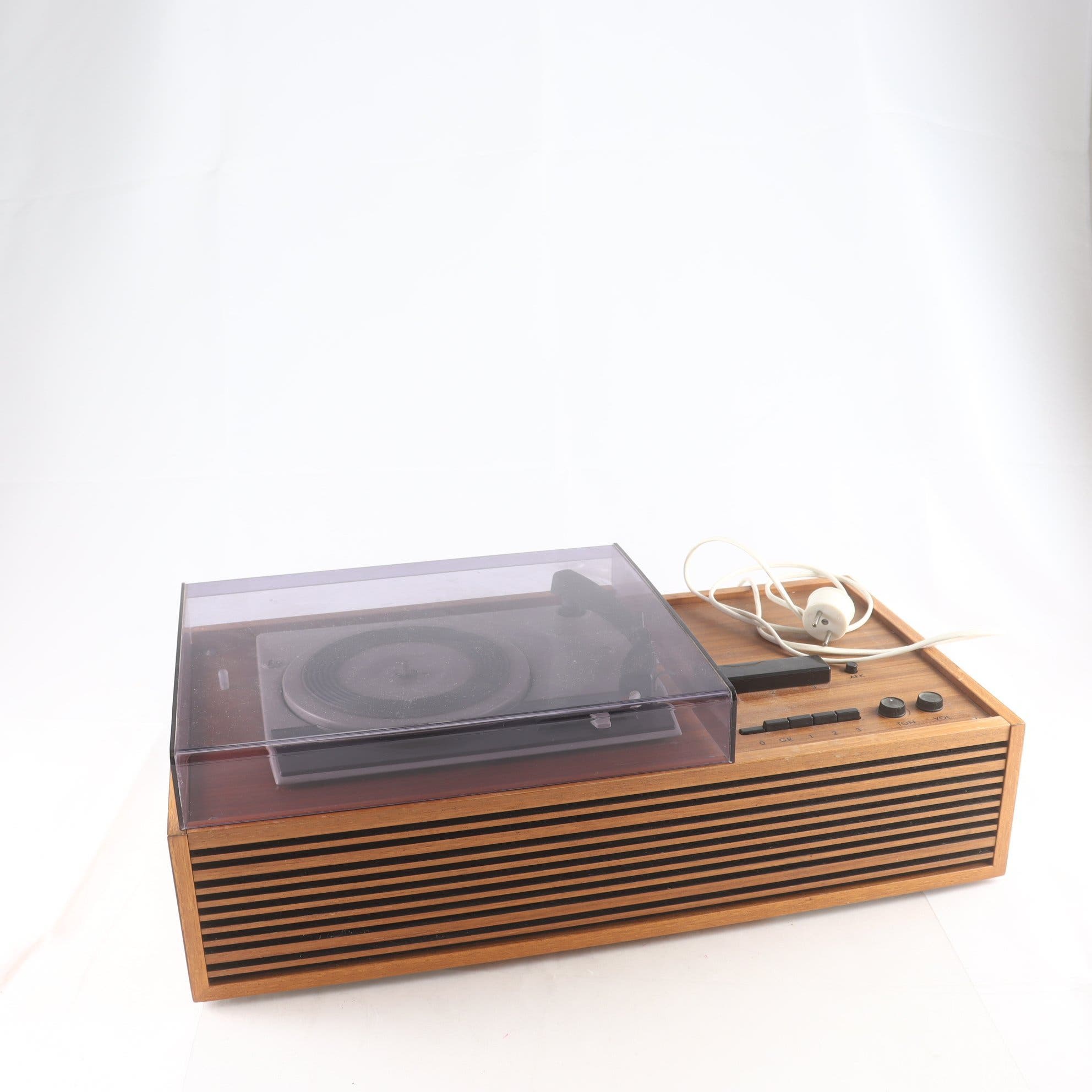 Stereo, AGA Typ 3571. Defekt repobjekt. Endast avhämtning.