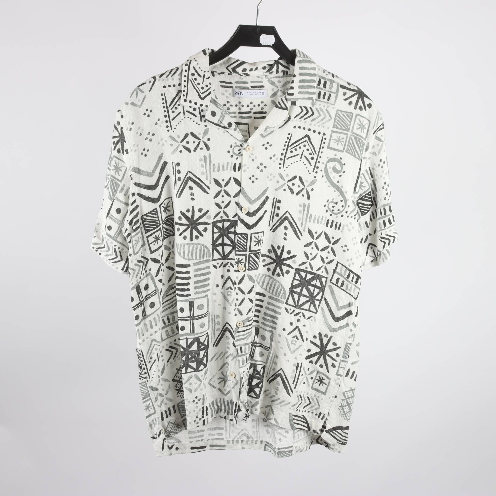 Skjorta, Zara, vit, svart, stl. XL.