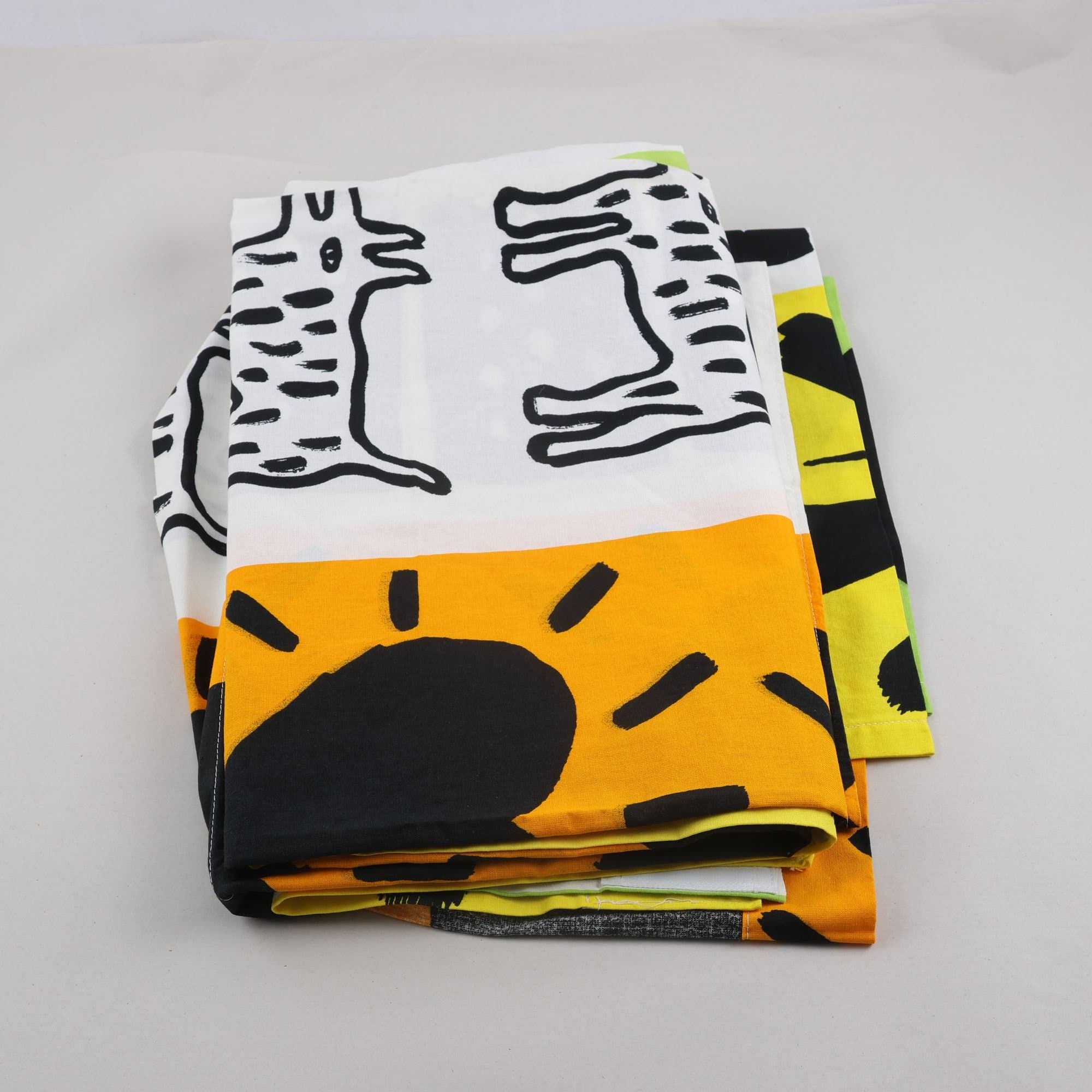 2 st gardinlängder, ”Happy Birthday” Ten Swedish Designers Borås