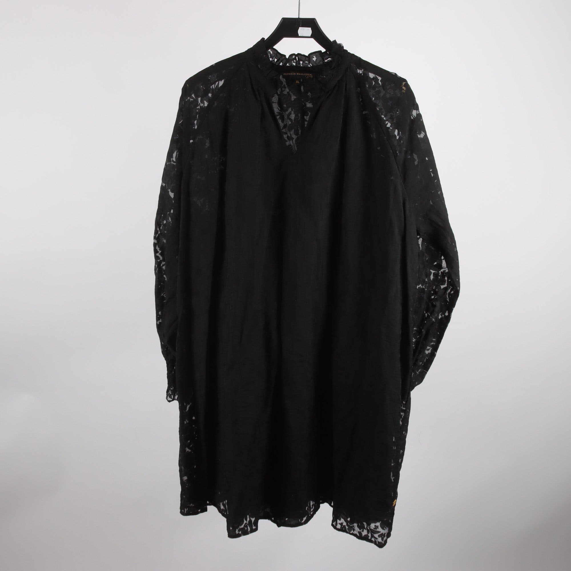 Klänning, Pernilla Wahlgren, svart, stl. XL.
