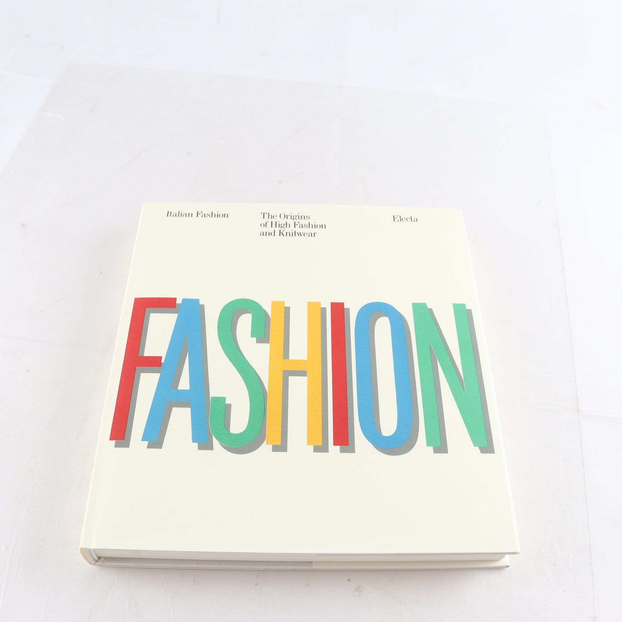 Italian Fashion, Vol. 1: The Origins of High Fashion and Knitwear