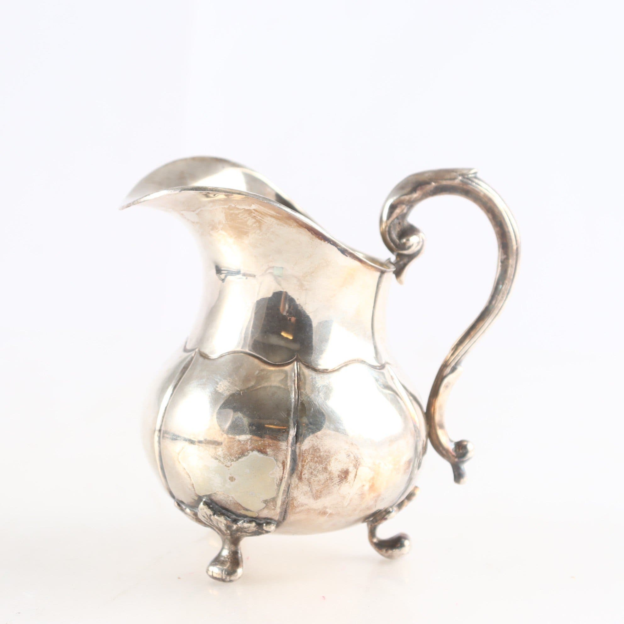 Gräddkanna, silver, s stämpel, otydlig tillverkarstämpel, år 1862