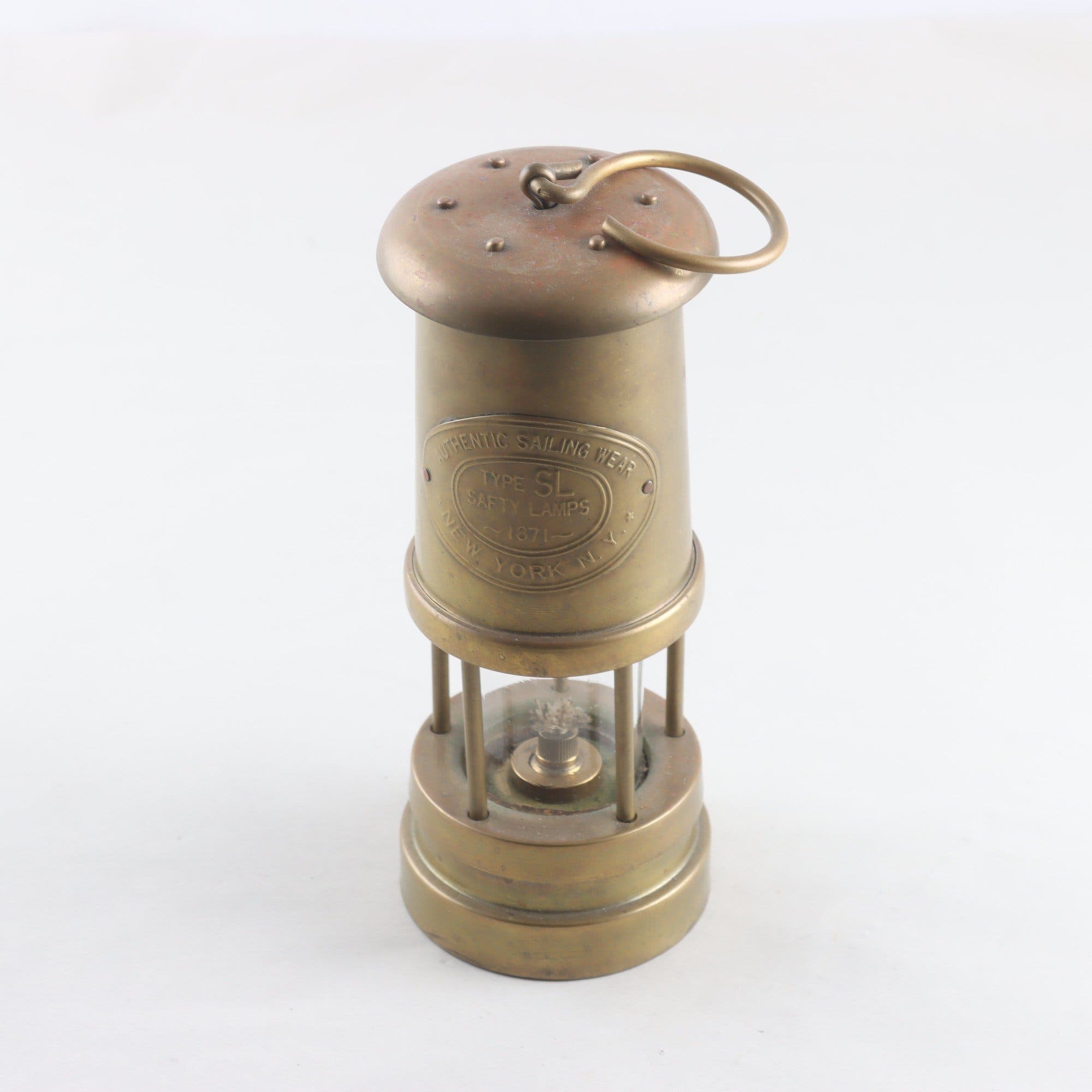 Gruvlykta, Authentic sailing wear, New York, mässing och glas