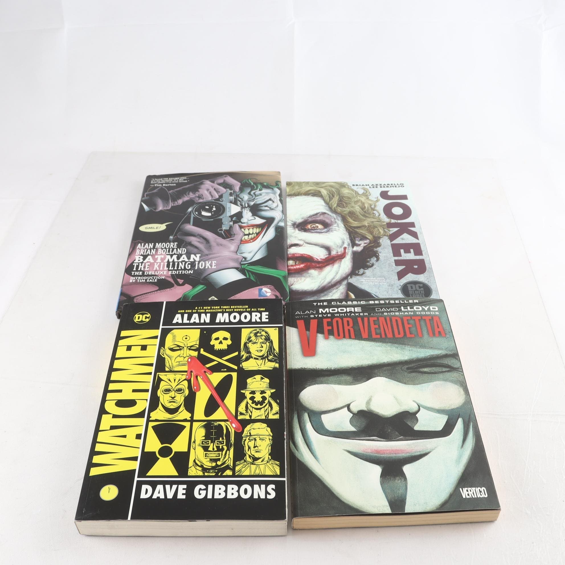 DC/Vertigo, paket med 4 volymer: Watchmen, Batman, m.m