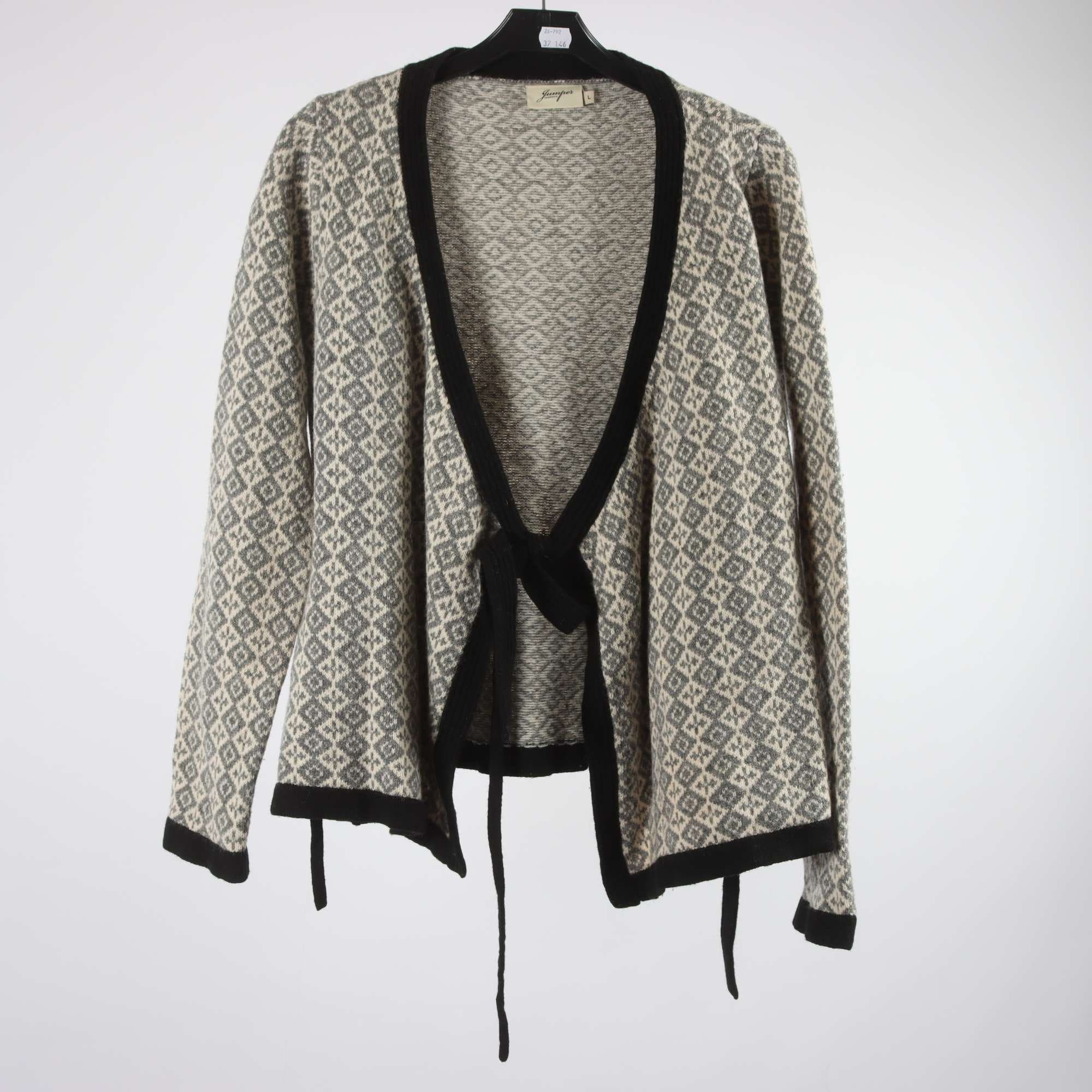Stickad kofta, Jumper fabriken, stl. L