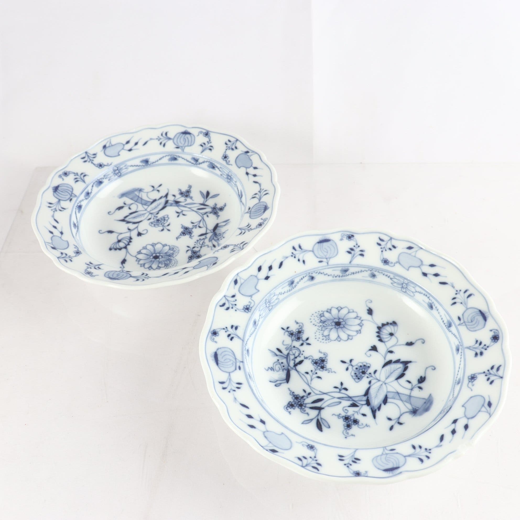 Tallrikar, porslin, Meissen, Tyskland. Samfraktas ej