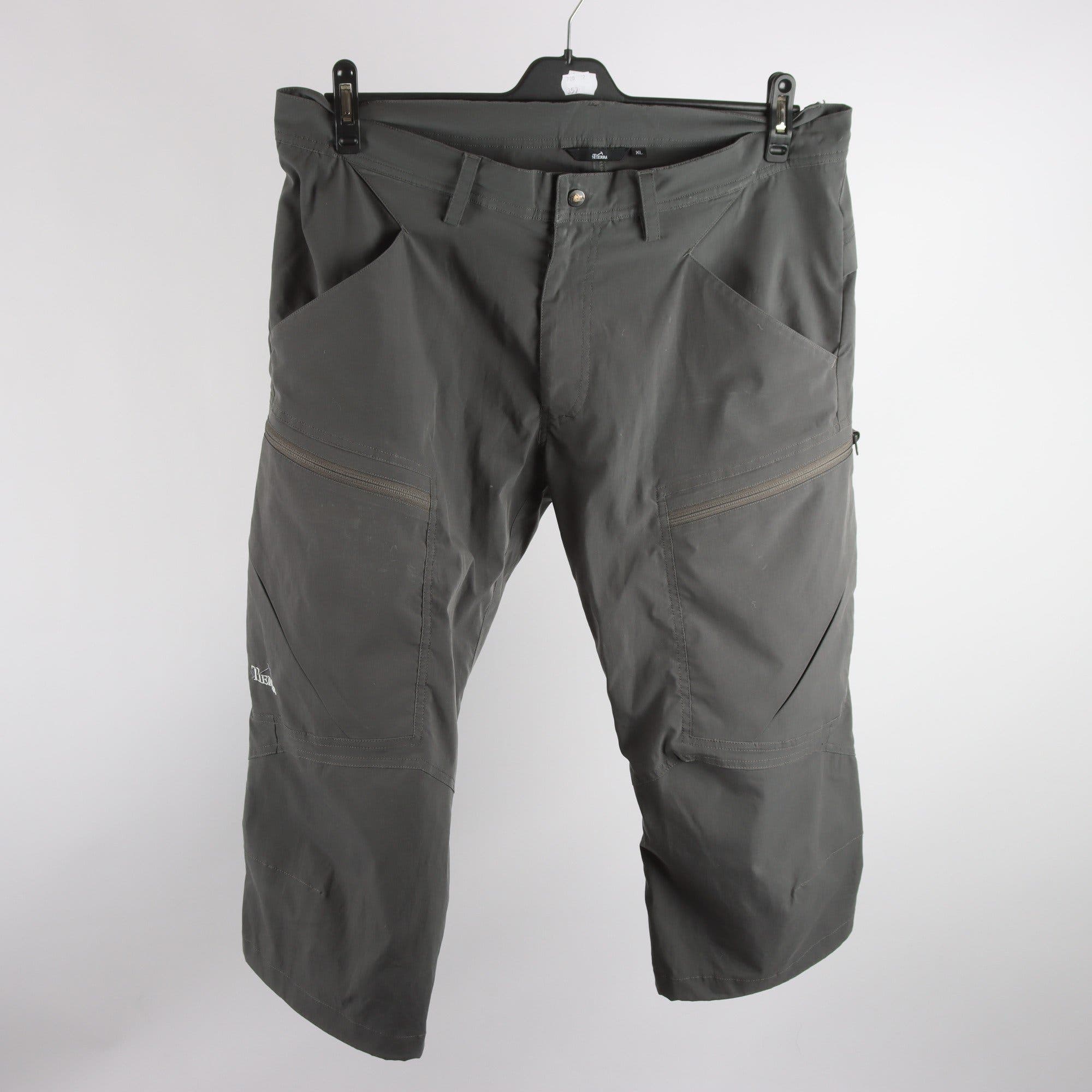 Shorts, Tierra, grå, stl. XL.