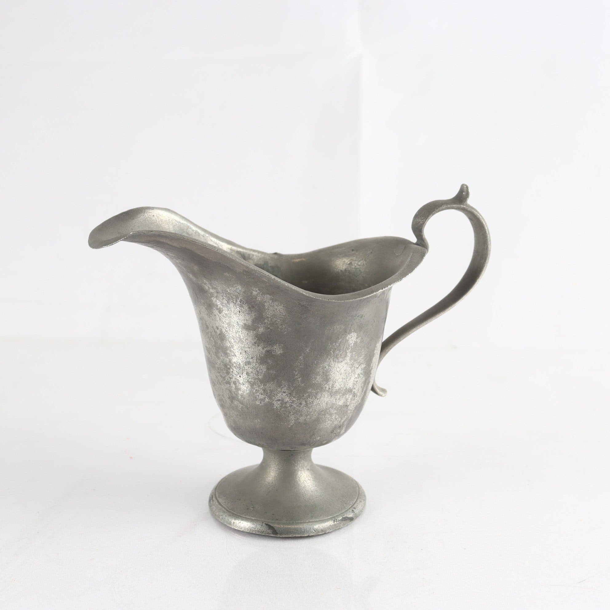 Hjälmkanna, tenn, omärkt, 1800-tal