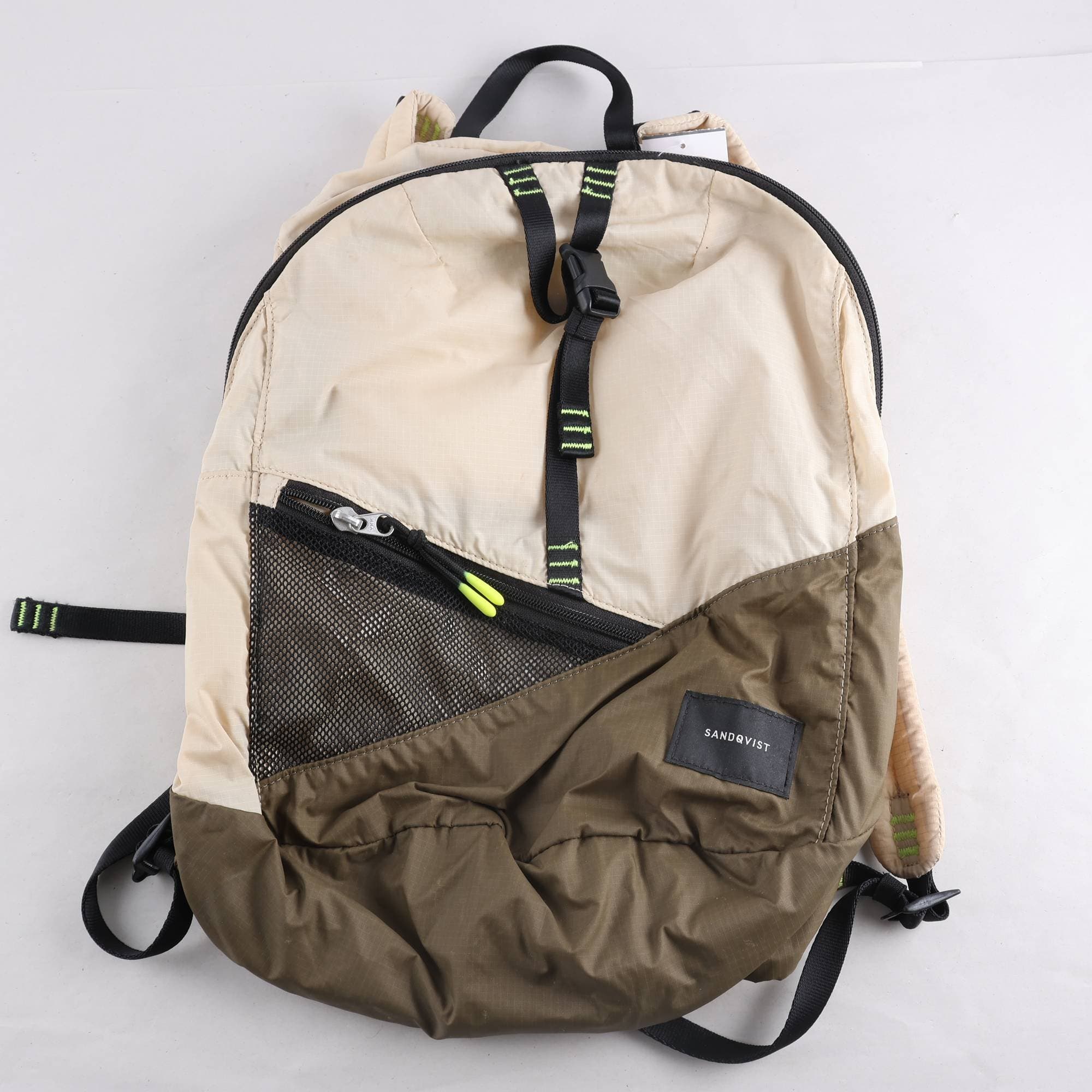 Ryggsäck, Sandqvist, beige, grön.