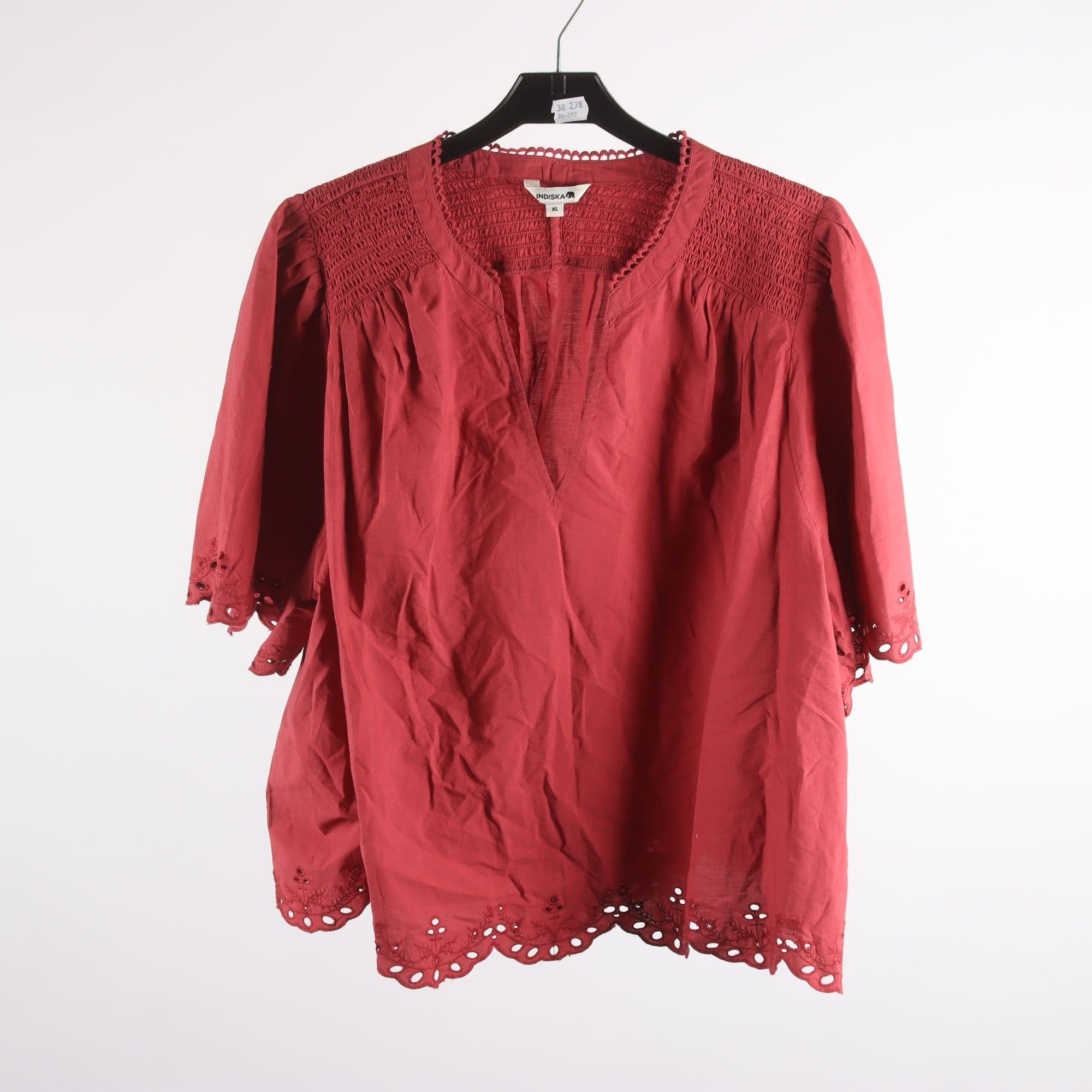 Blus, Indiska, stl. XL