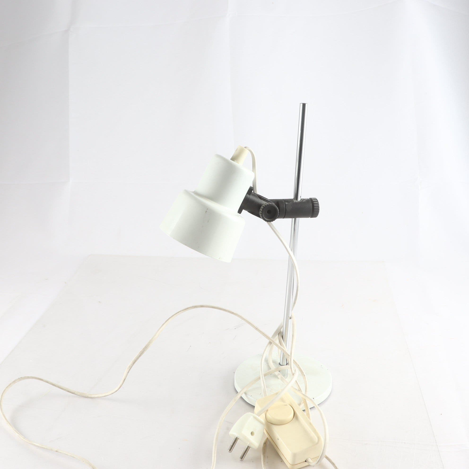 Bordslampa, Belid, plåt, vintage. Samfraktas ej.