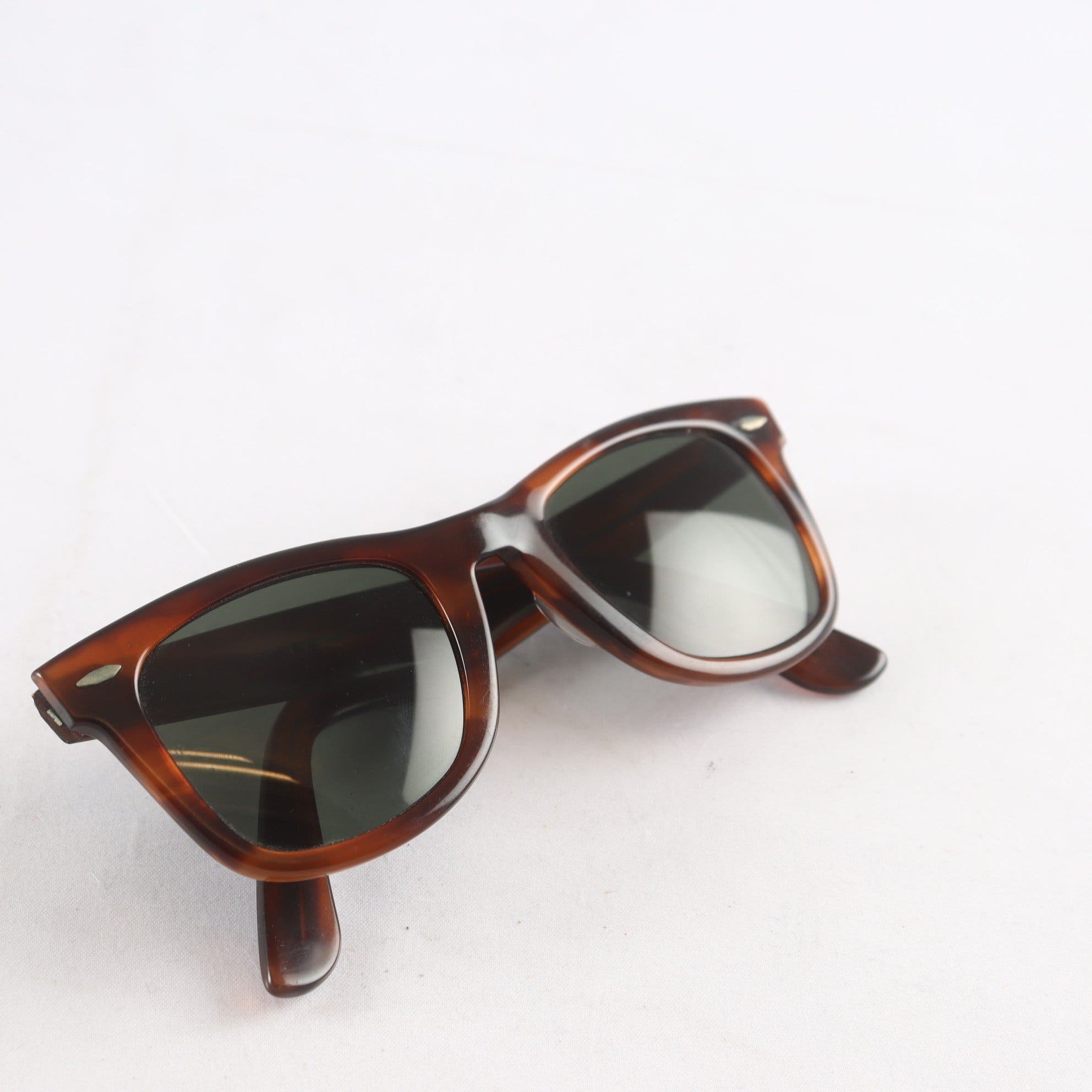 Solglasögon, Ray Ban