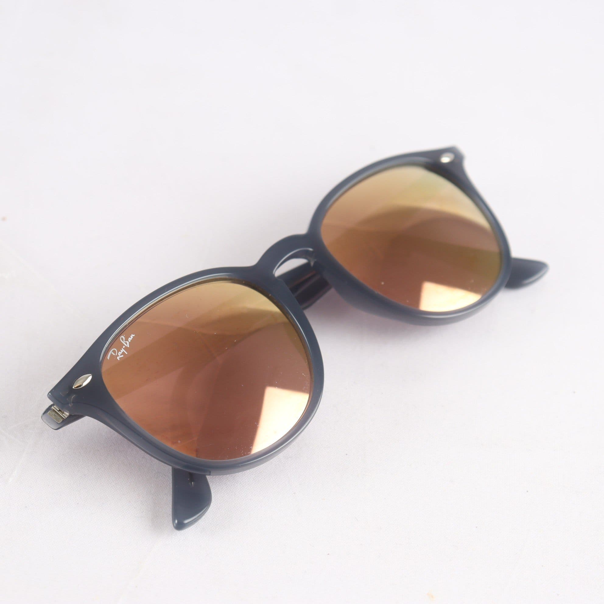 Solglasögon, Ray Ban