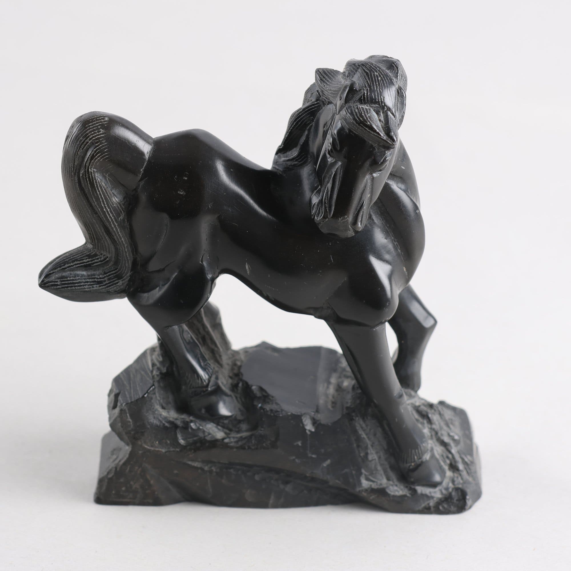 Figurin, häst, Kina 1900-tal, soapstone