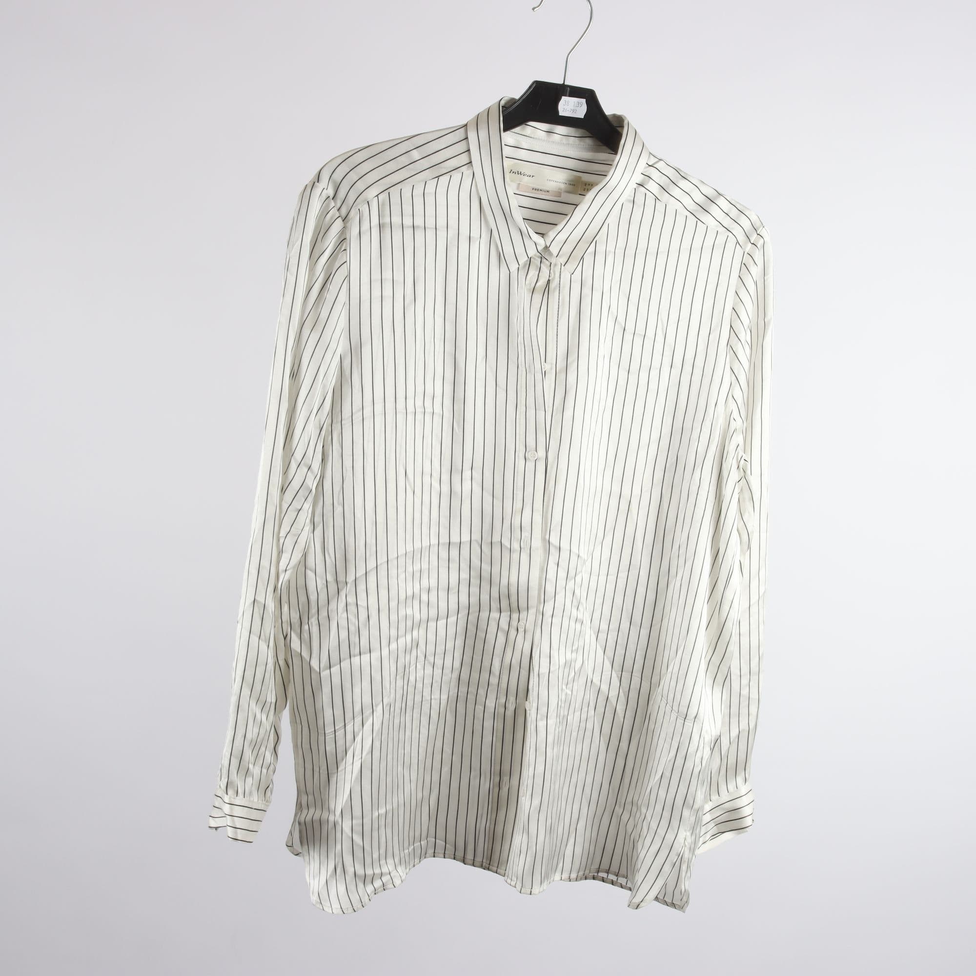 Blus, In Wear, 100% siden, stl. 40